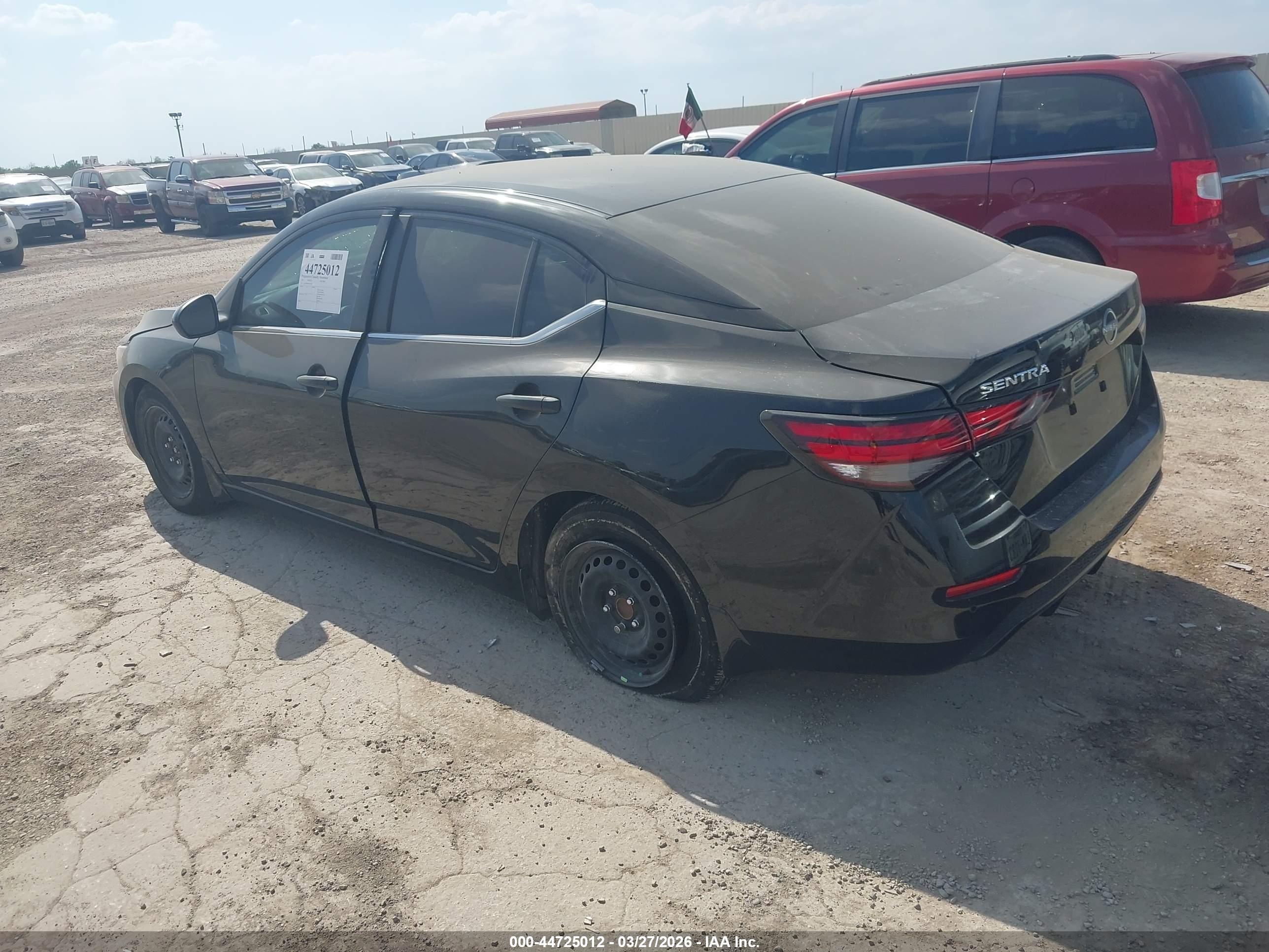 NISSAN SENTRA image 3
