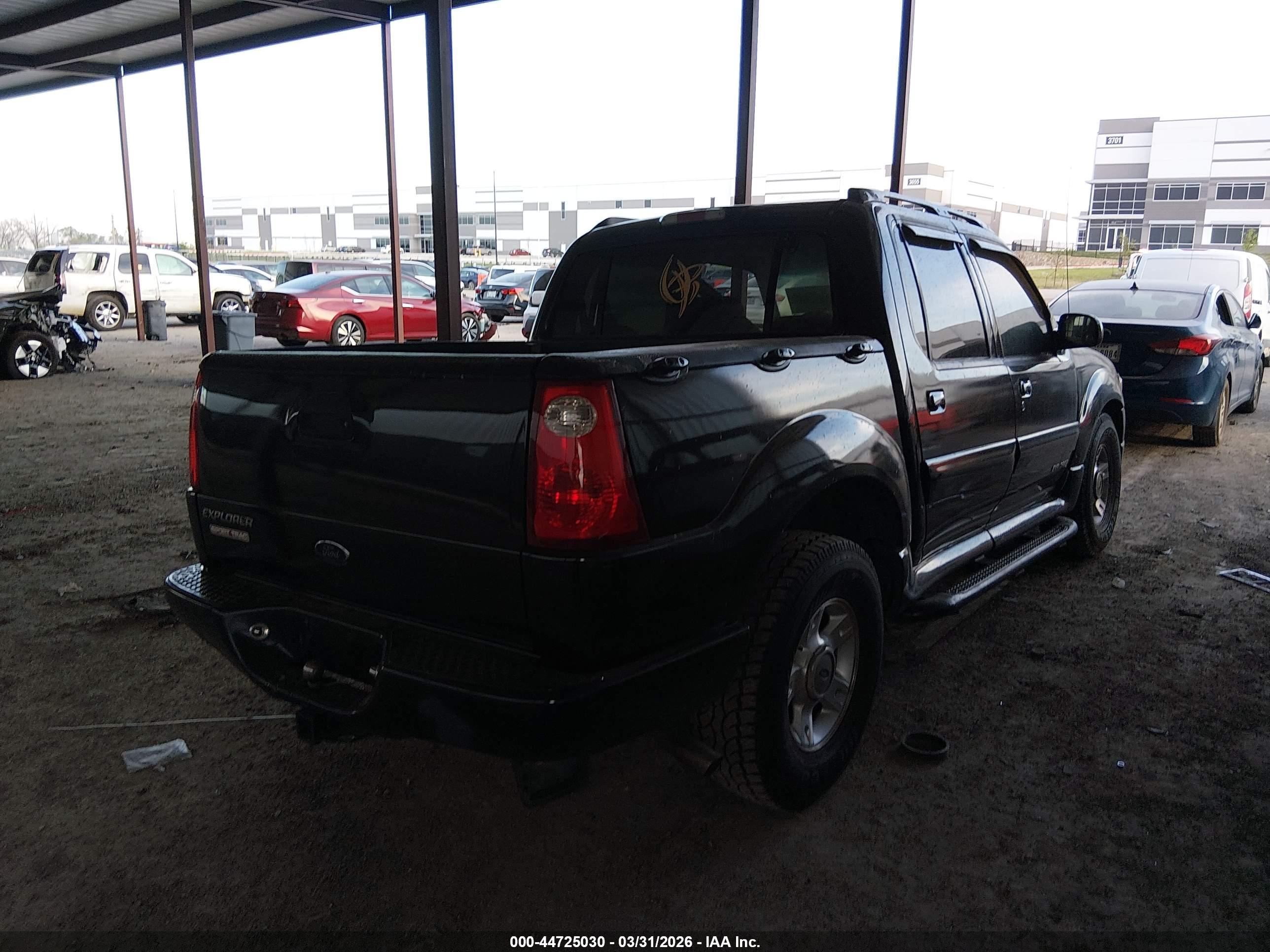 FORD EXPLORER image 4