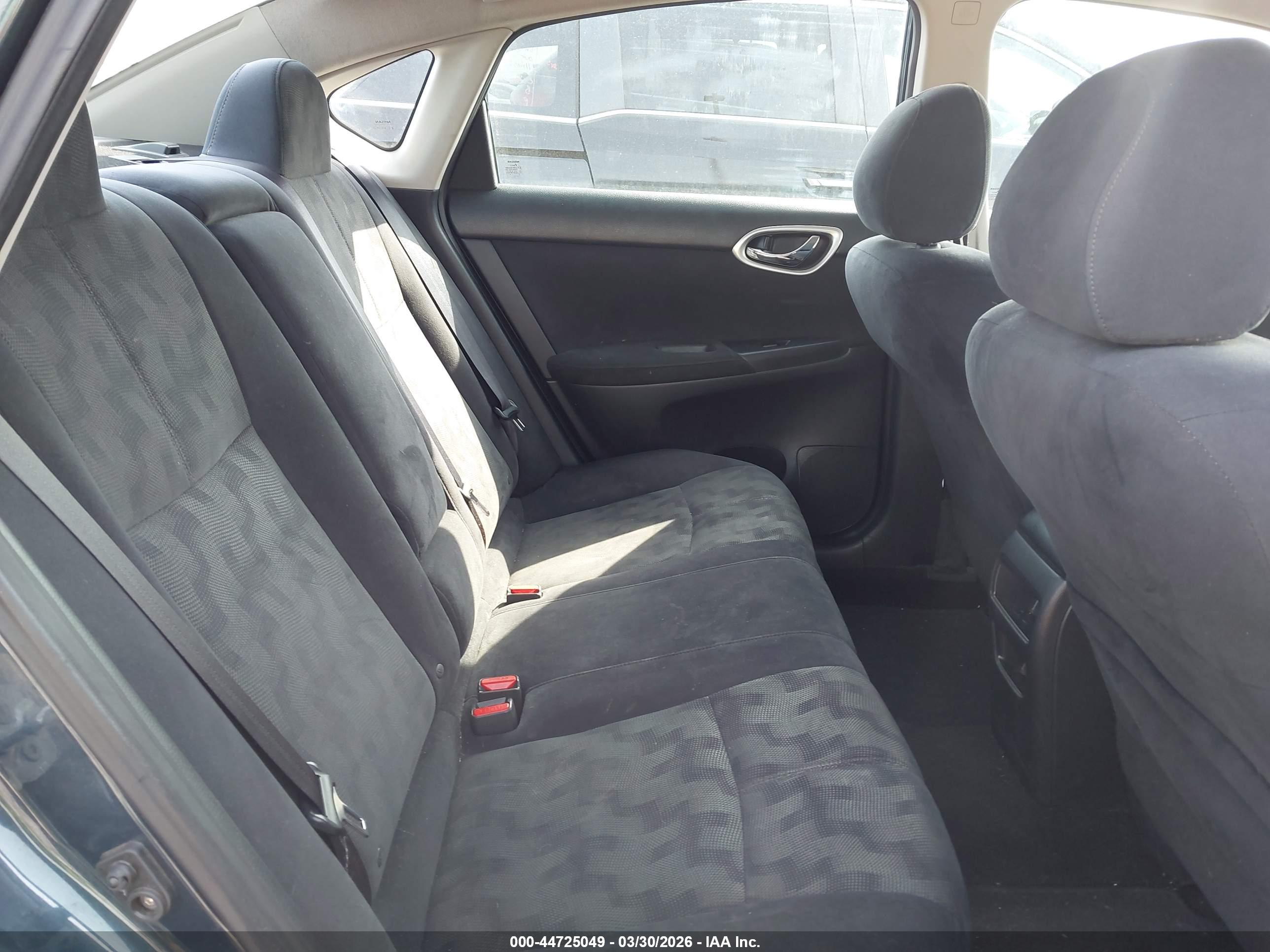 NISSAN SENTRA image 8
