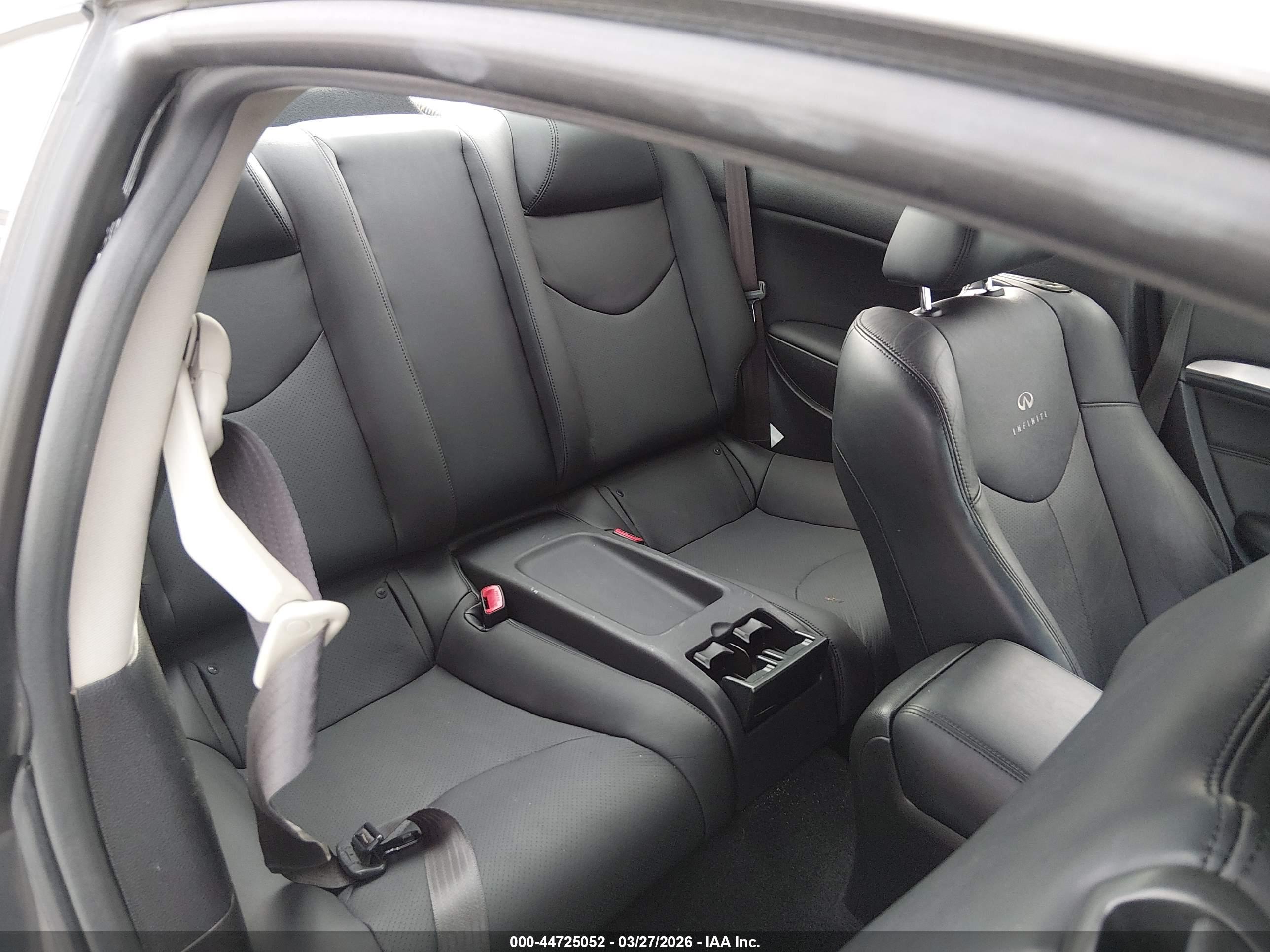 INFINITI Q60 image 8