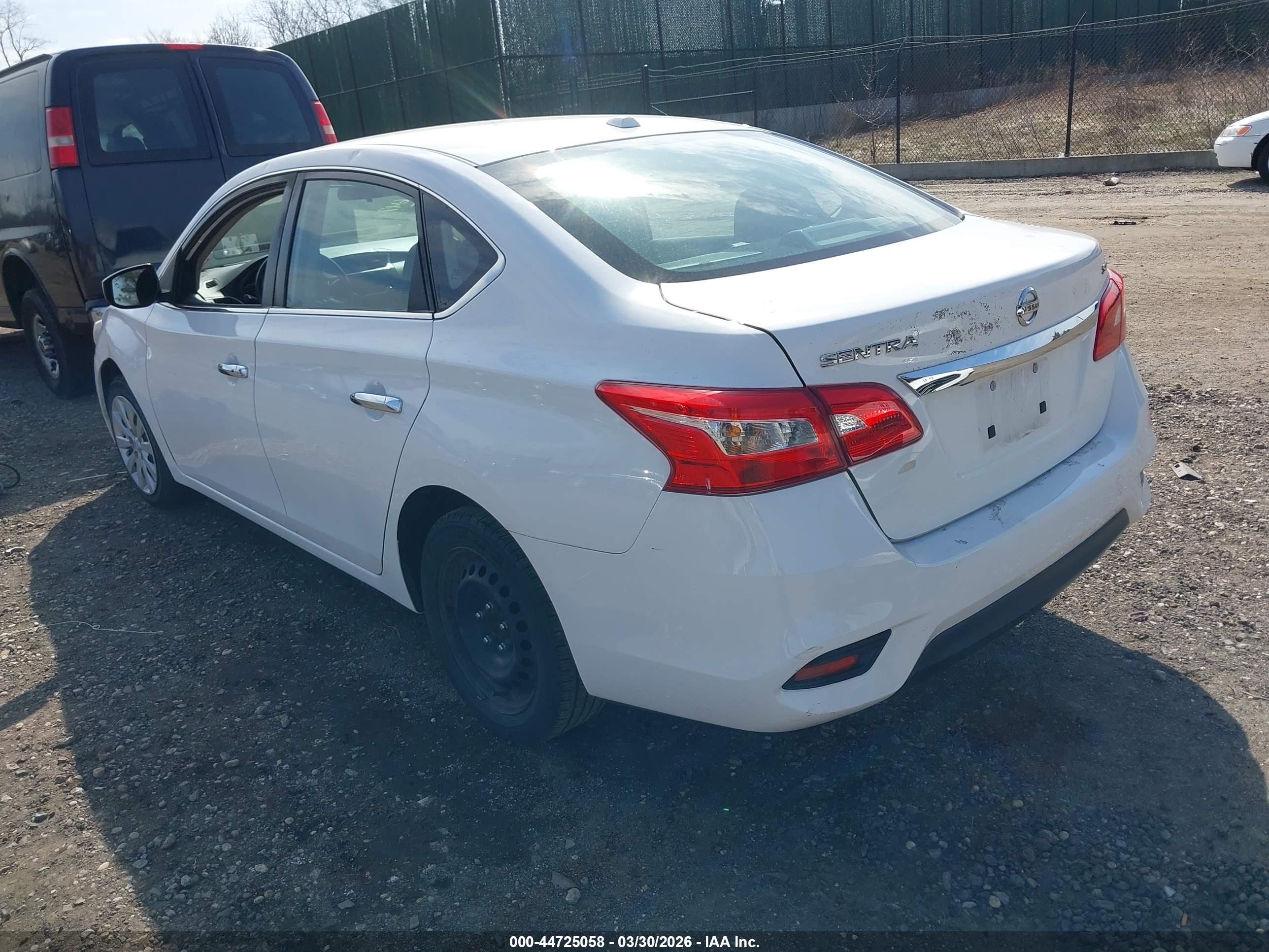 NISSAN SENTRA image 3