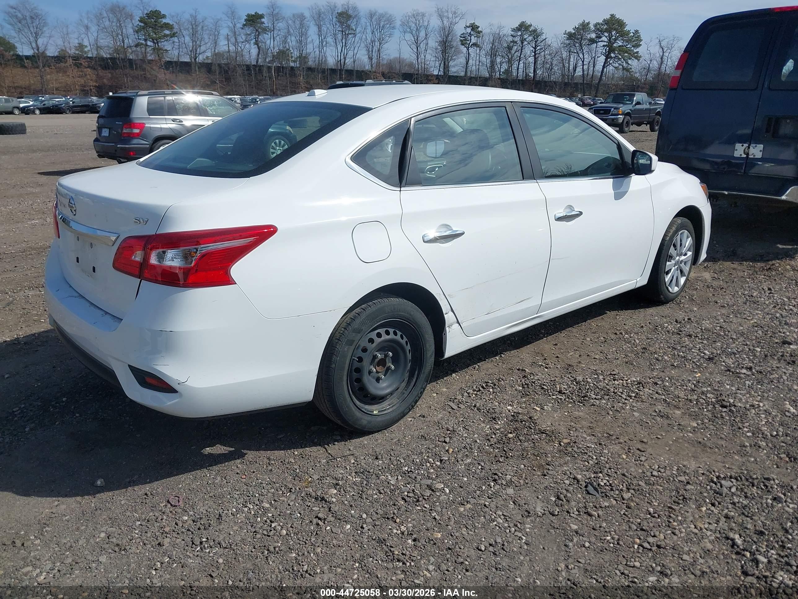 NISSAN SENTRA image 4