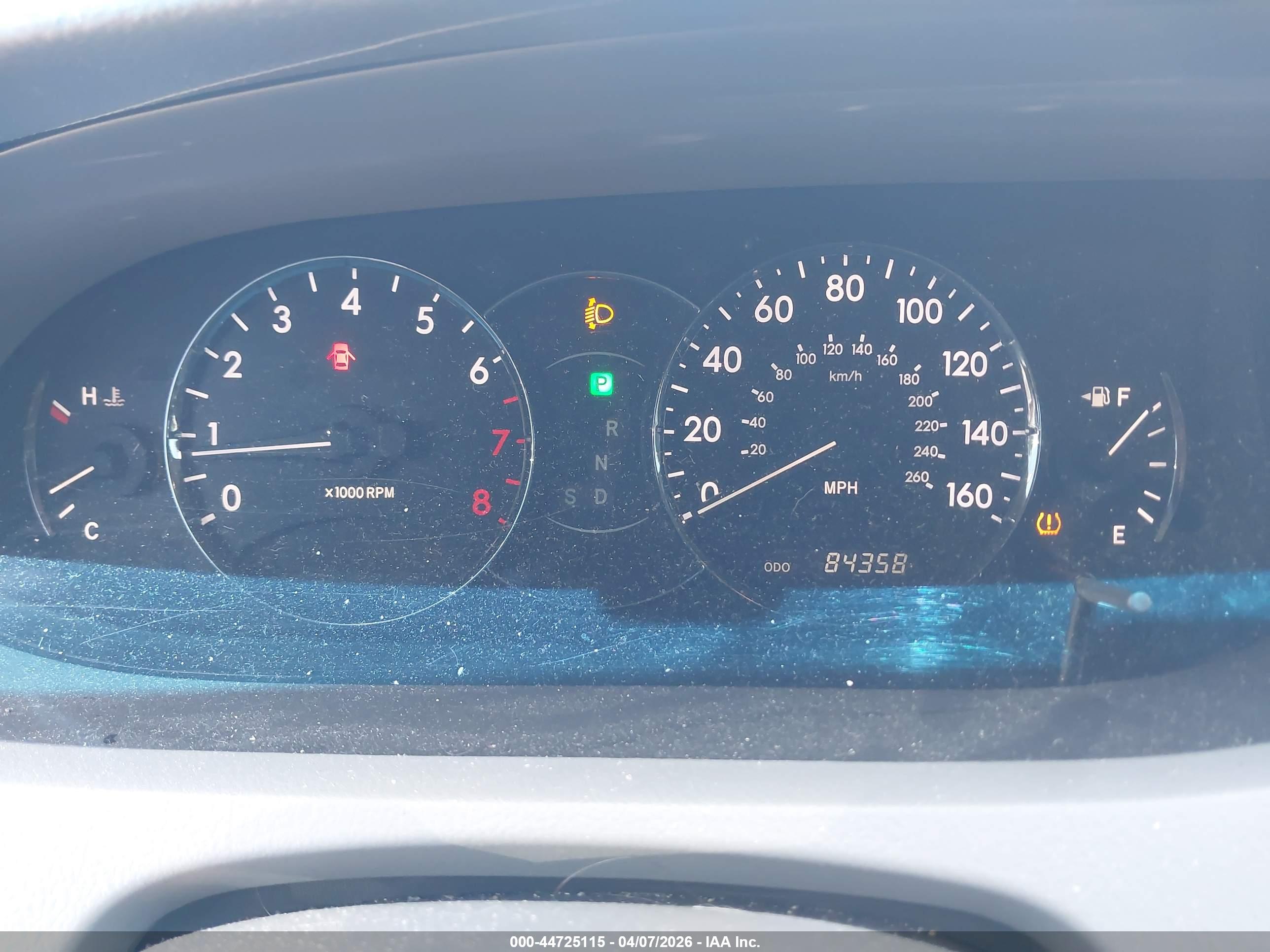 TOYOTA AVALON image 7