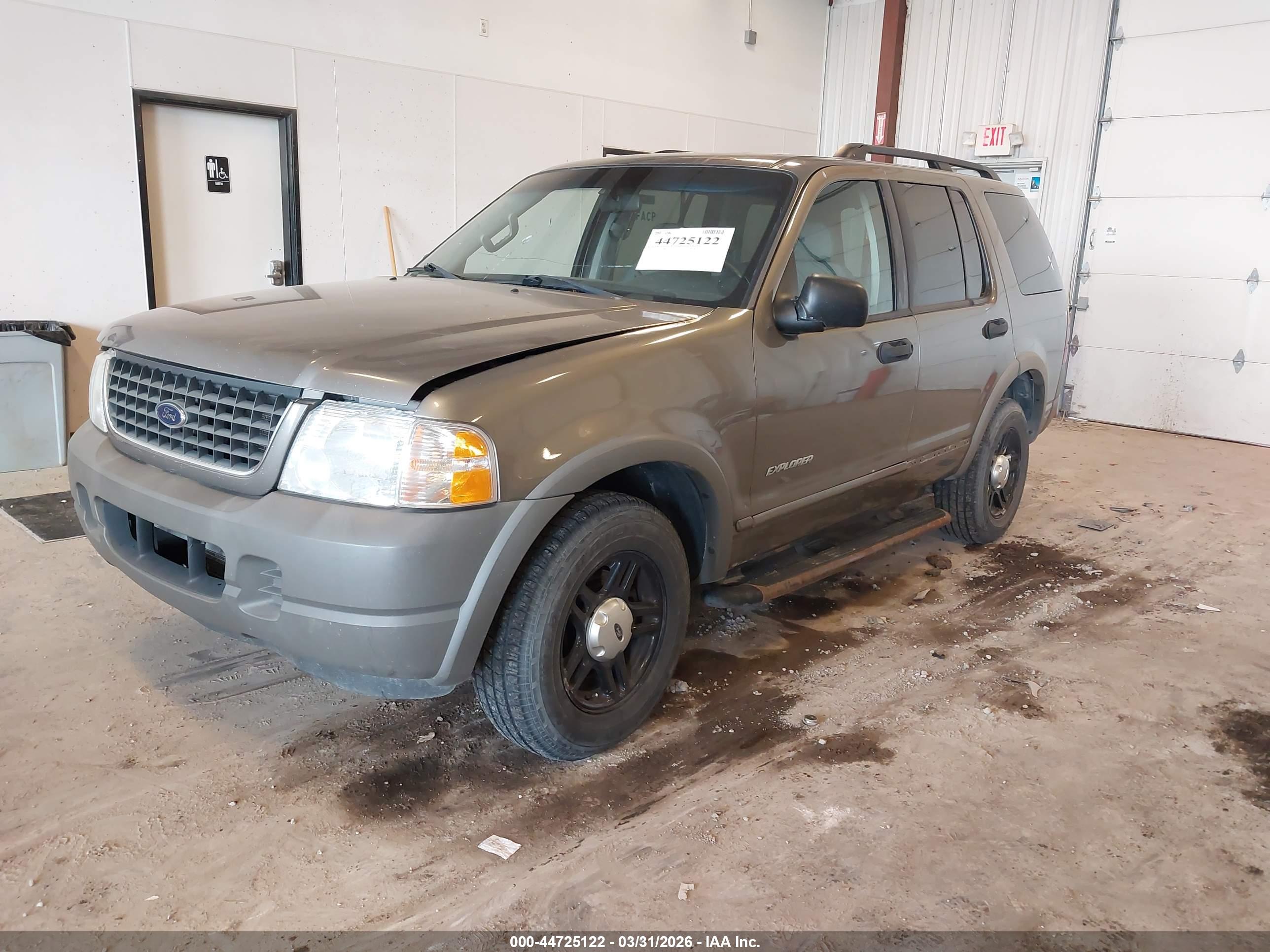 FORD EXPLORER image 2