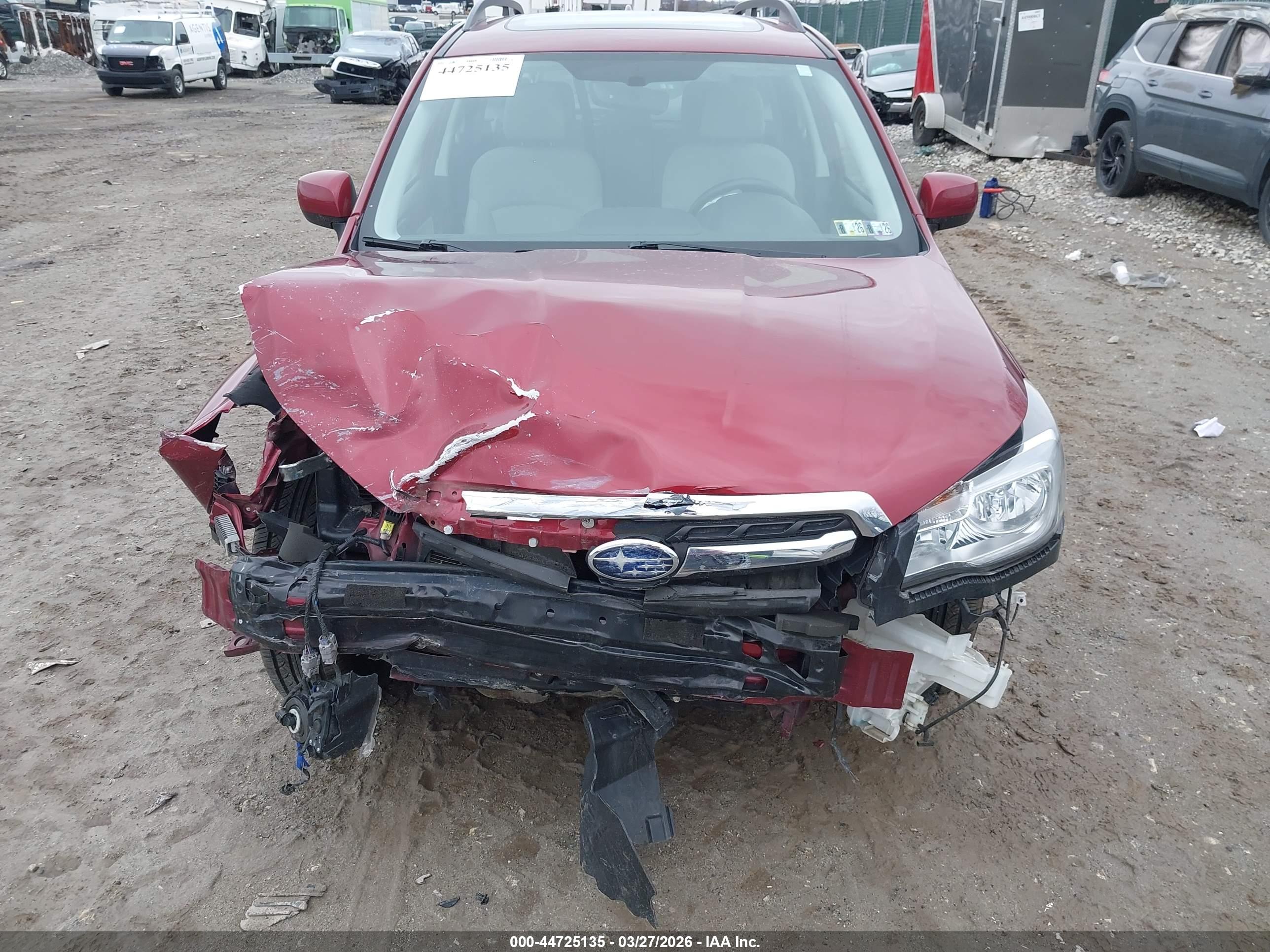 SUBARU FORESTER image 6