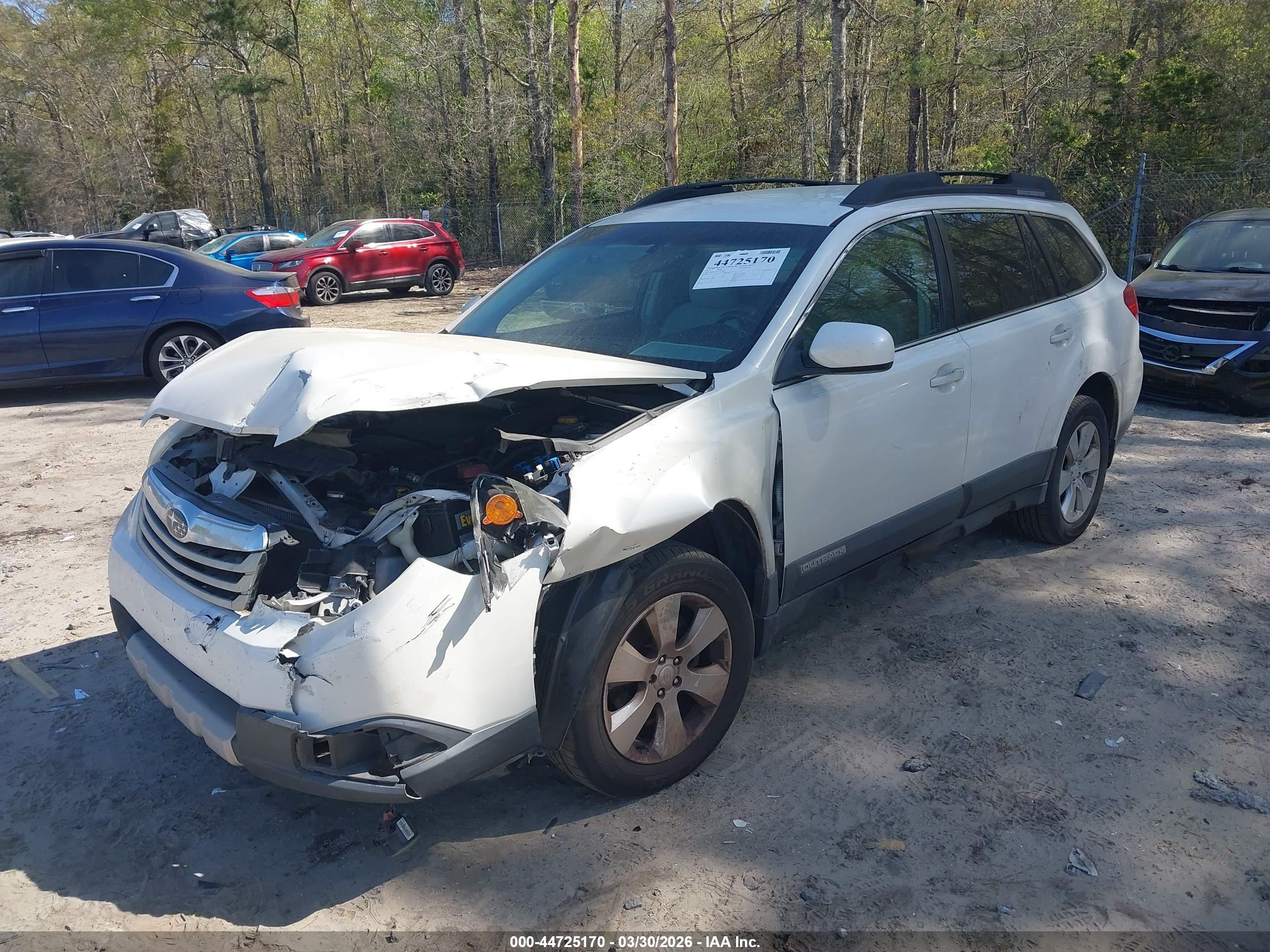 SUBARU OUTBACK image 6
