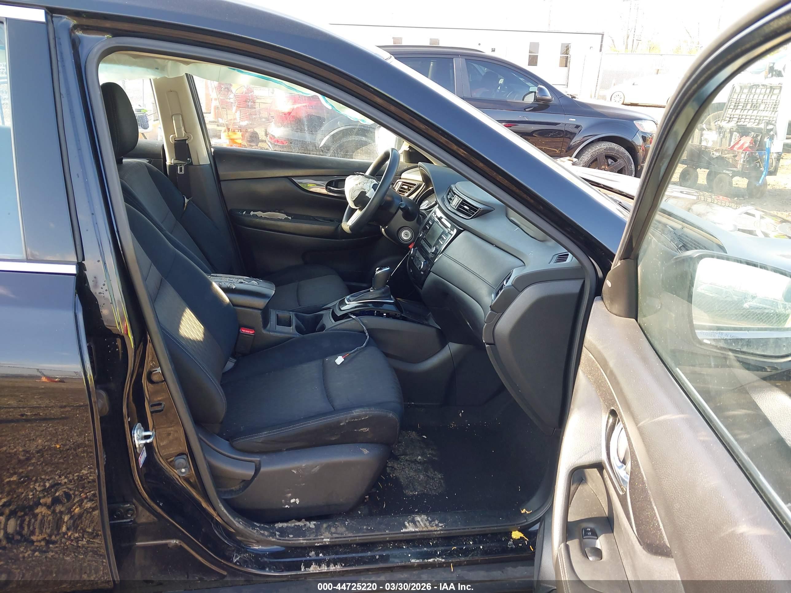 NISSAN ROGUE image 5