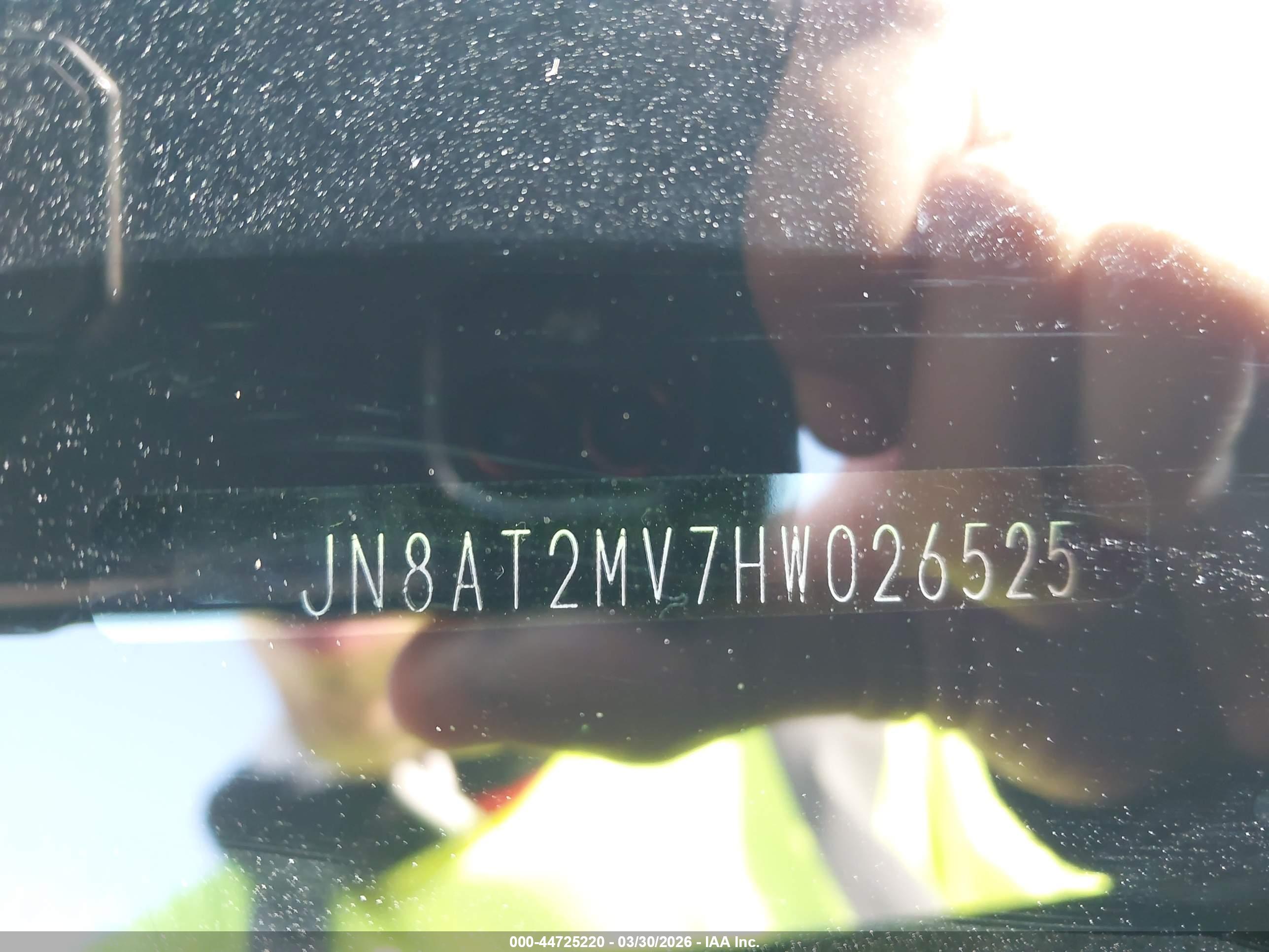 NISSAN ROGUE image 9