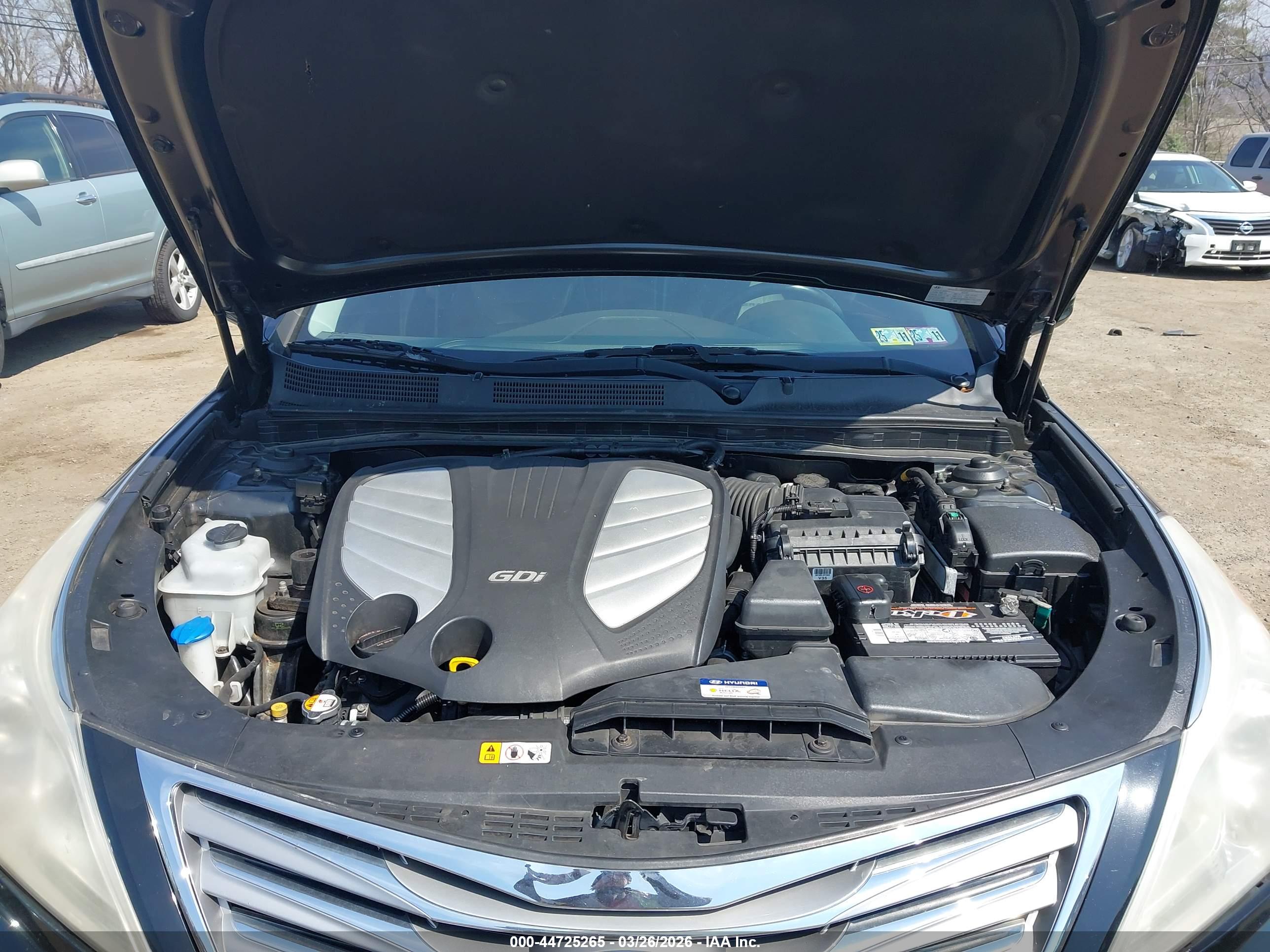 HYUNDAI AZERA image 10