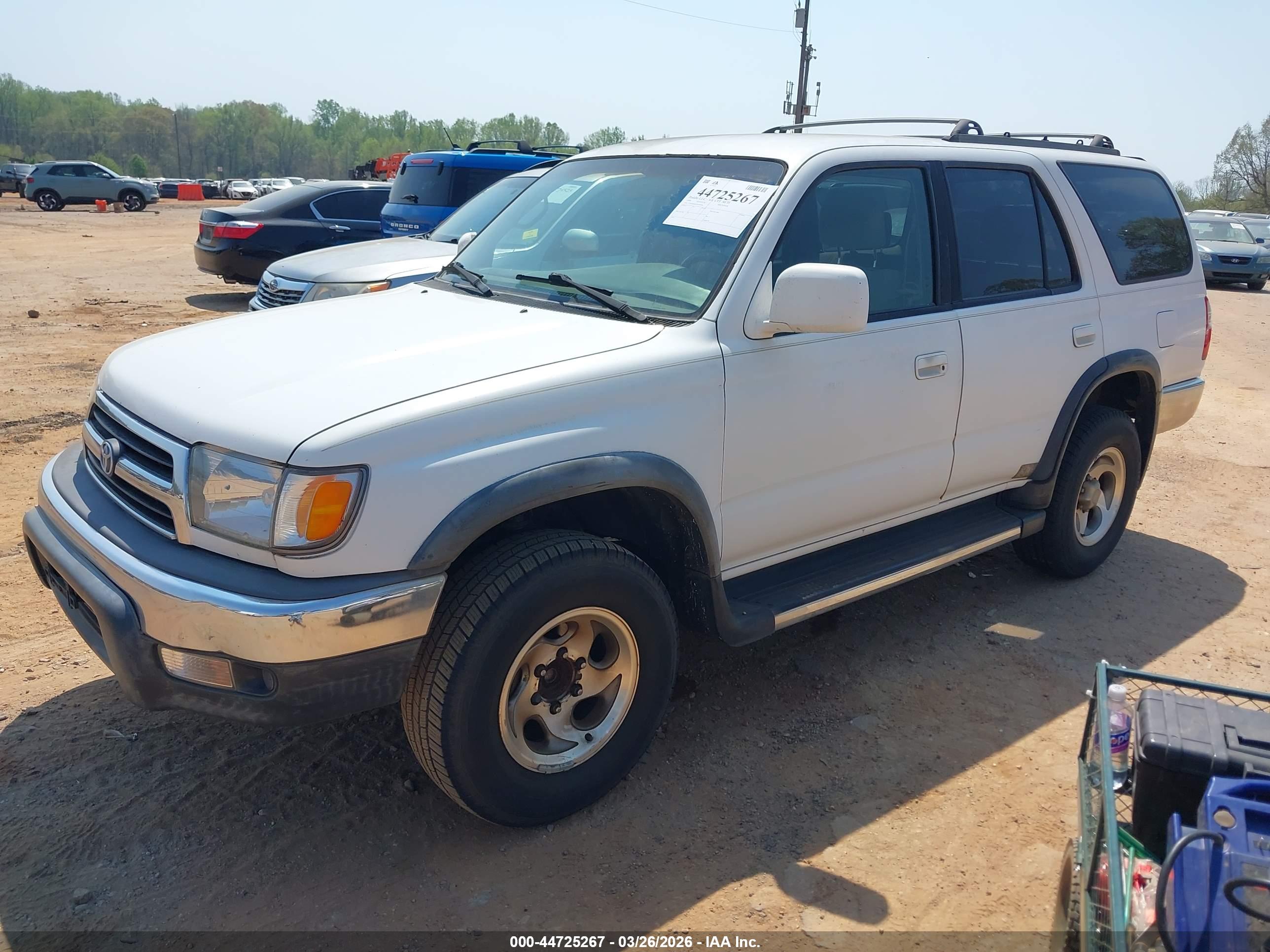 TOYOTA 4RUNNER image 2
