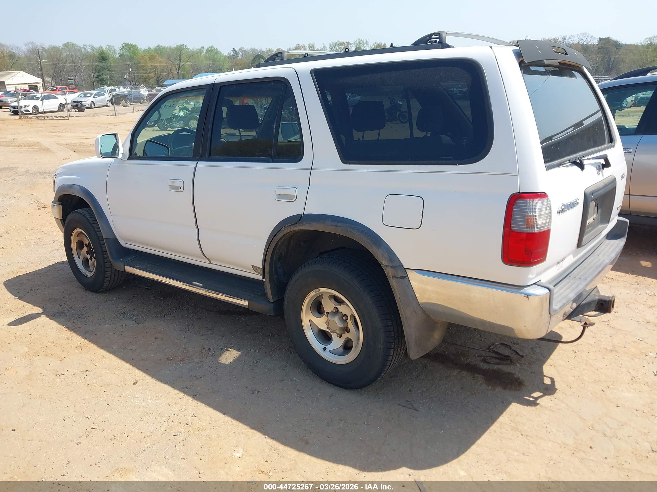 TOYOTA 4RUNNER image 3