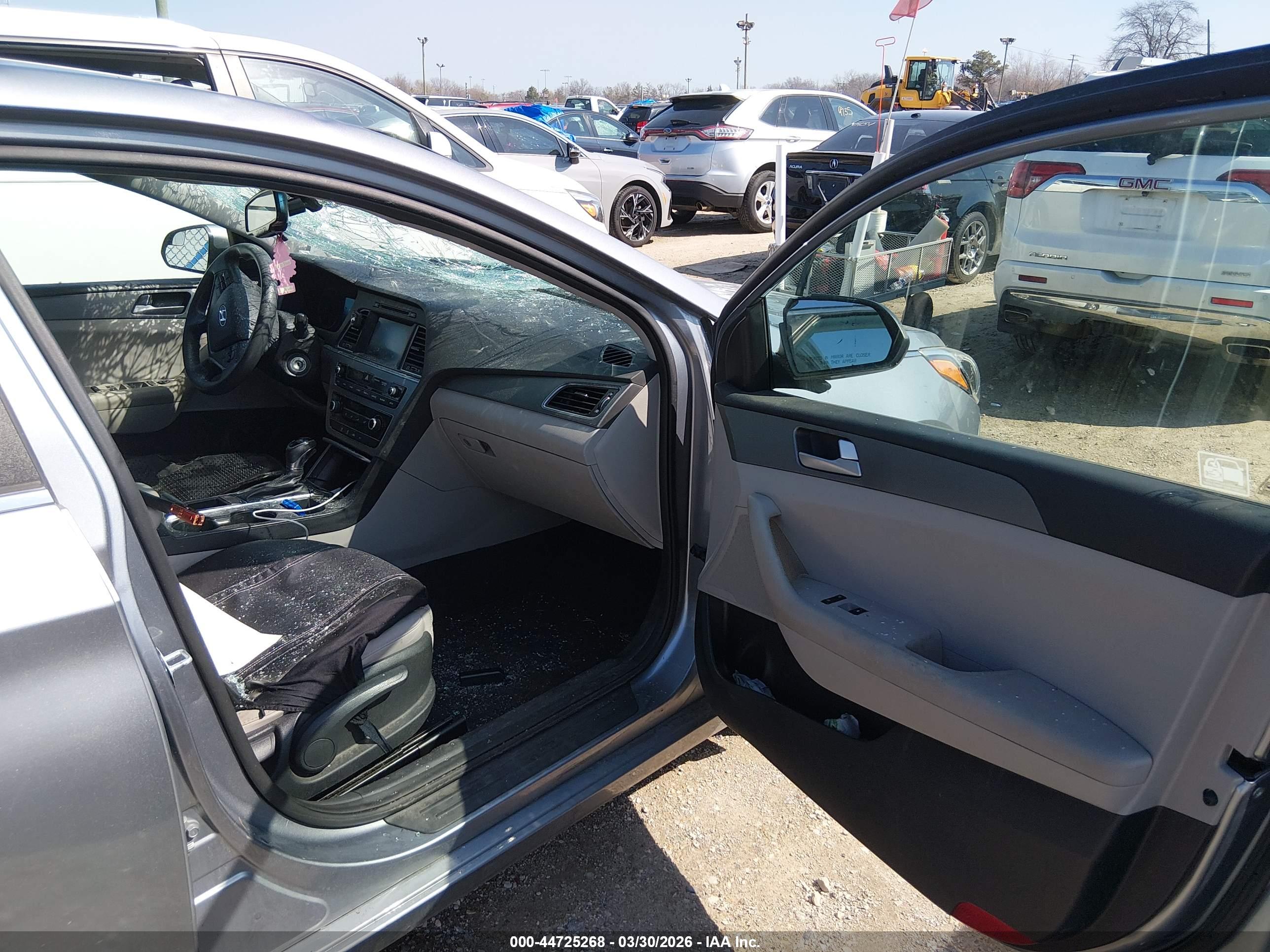 HYUNDAI SONATA image 5