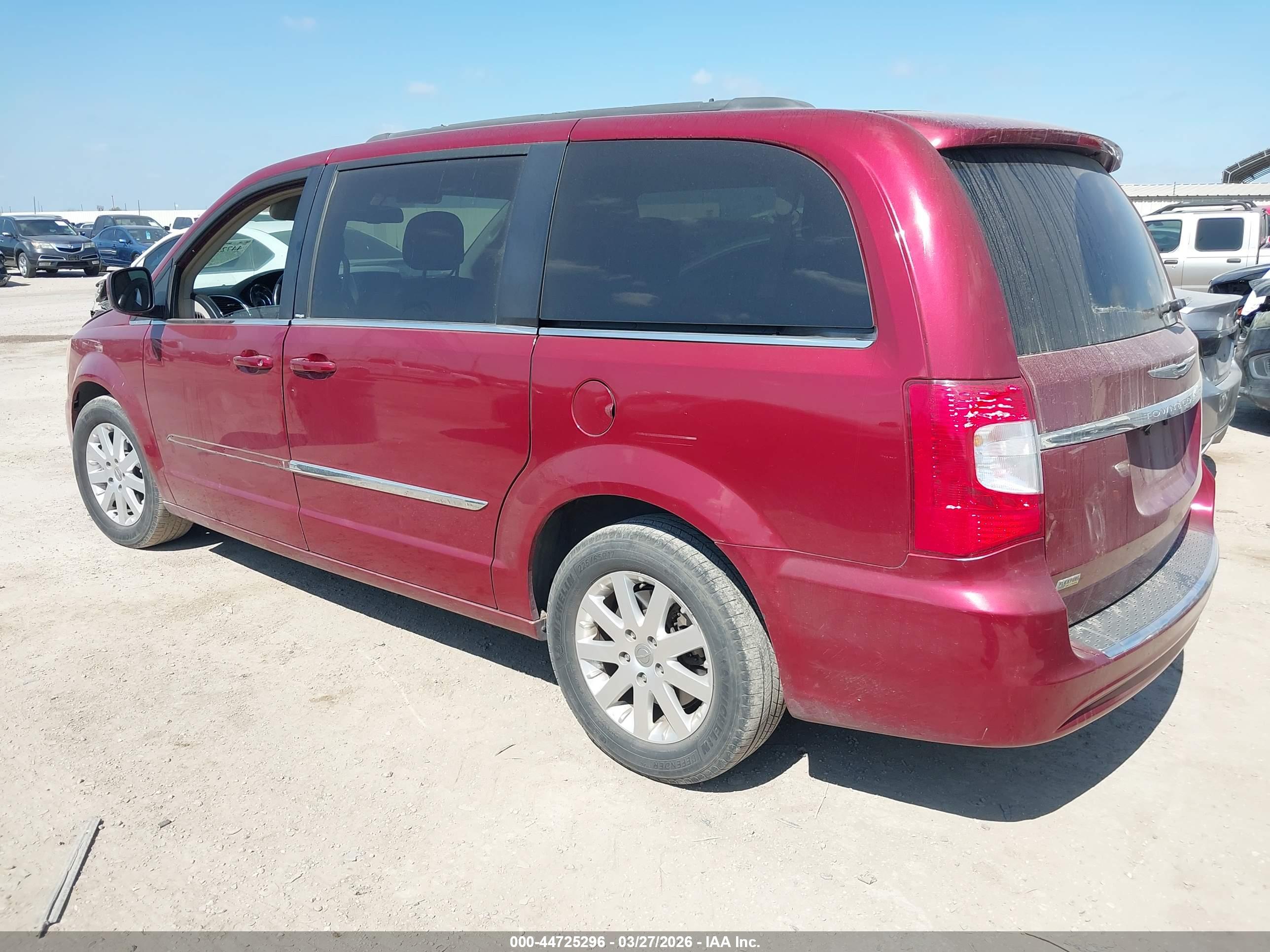 CHRYSLER TOWN image 3