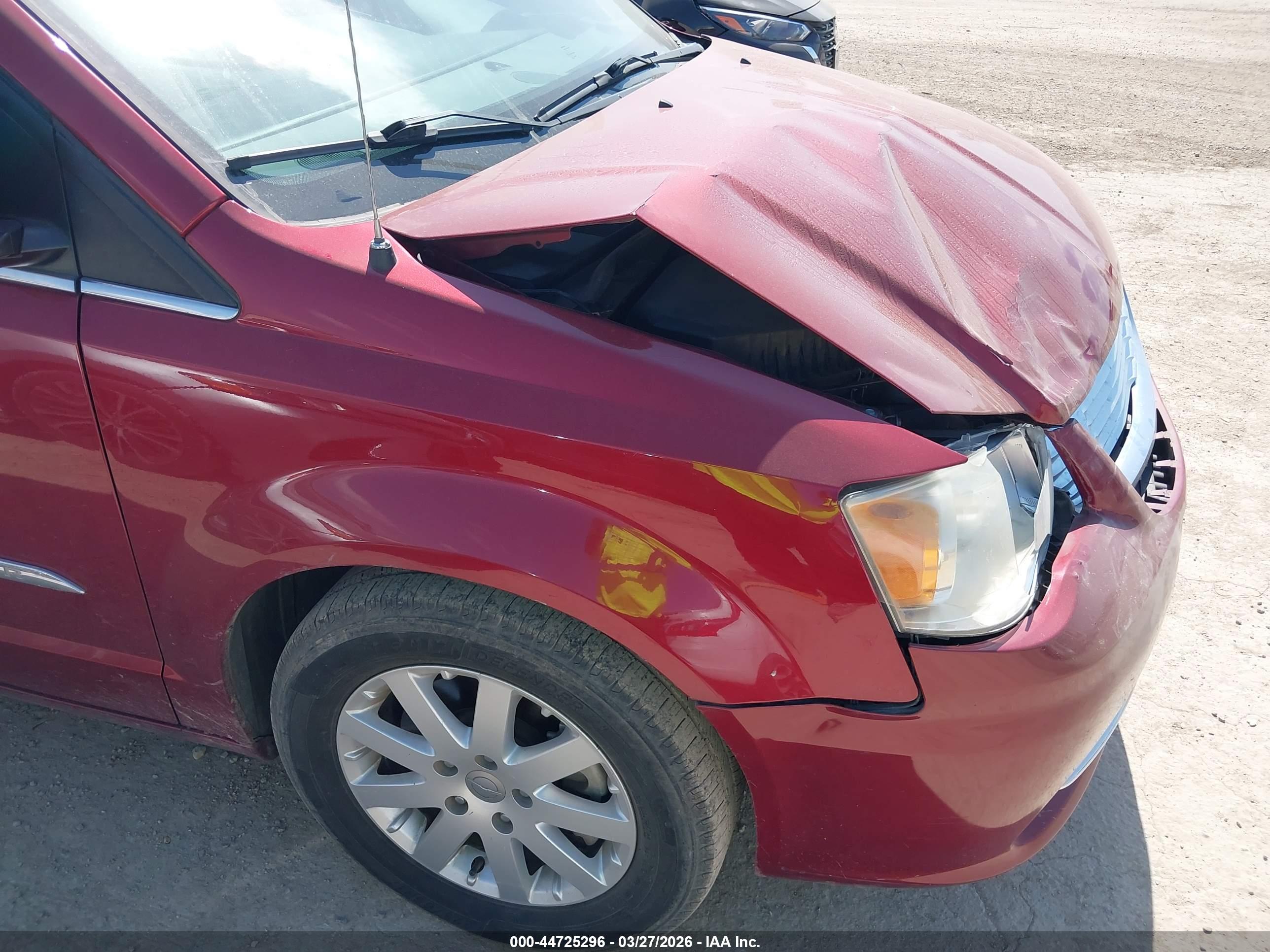 CHRYSLER TOWN image 6