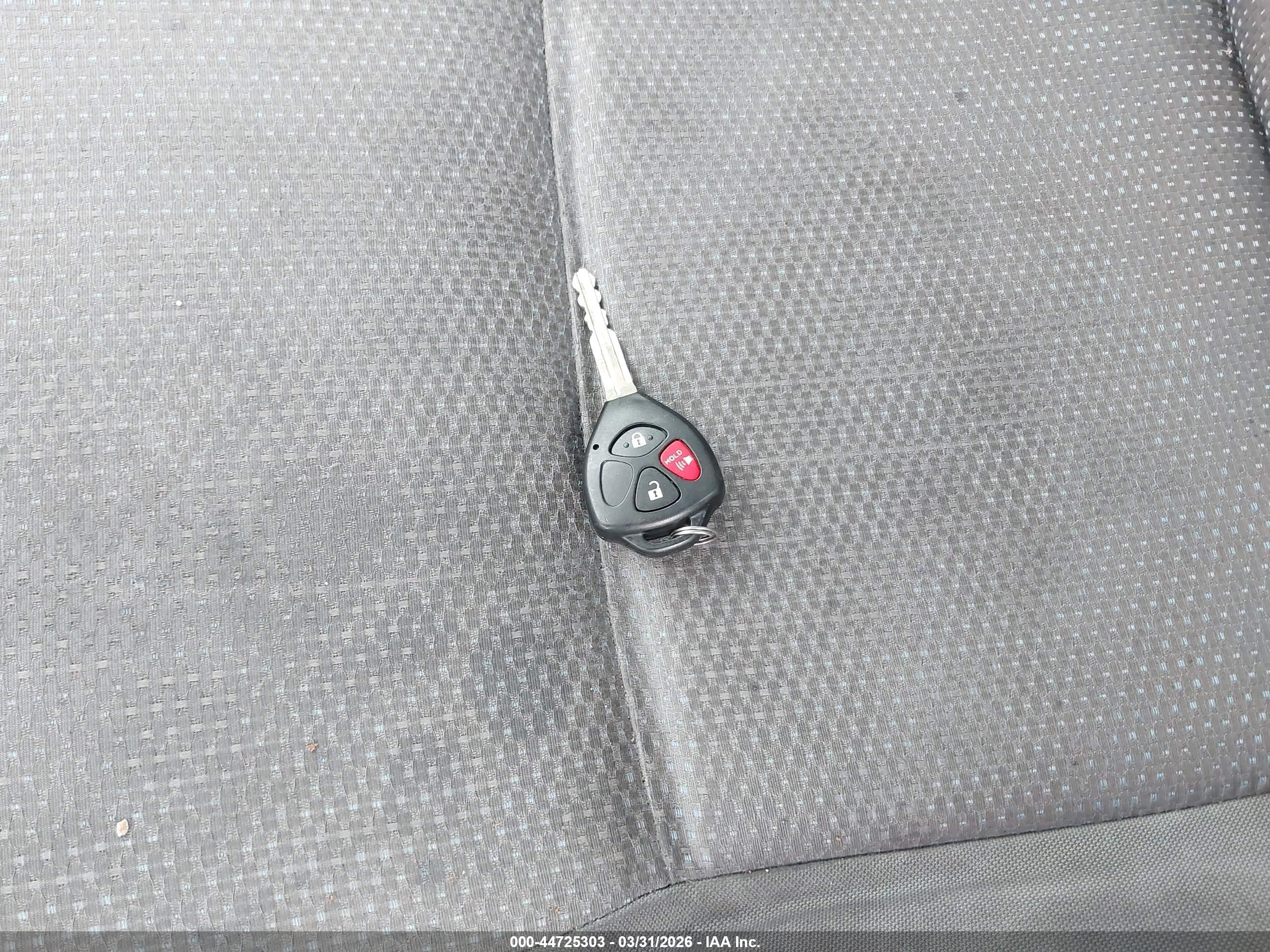 TOYOTA MATRIX image 11
