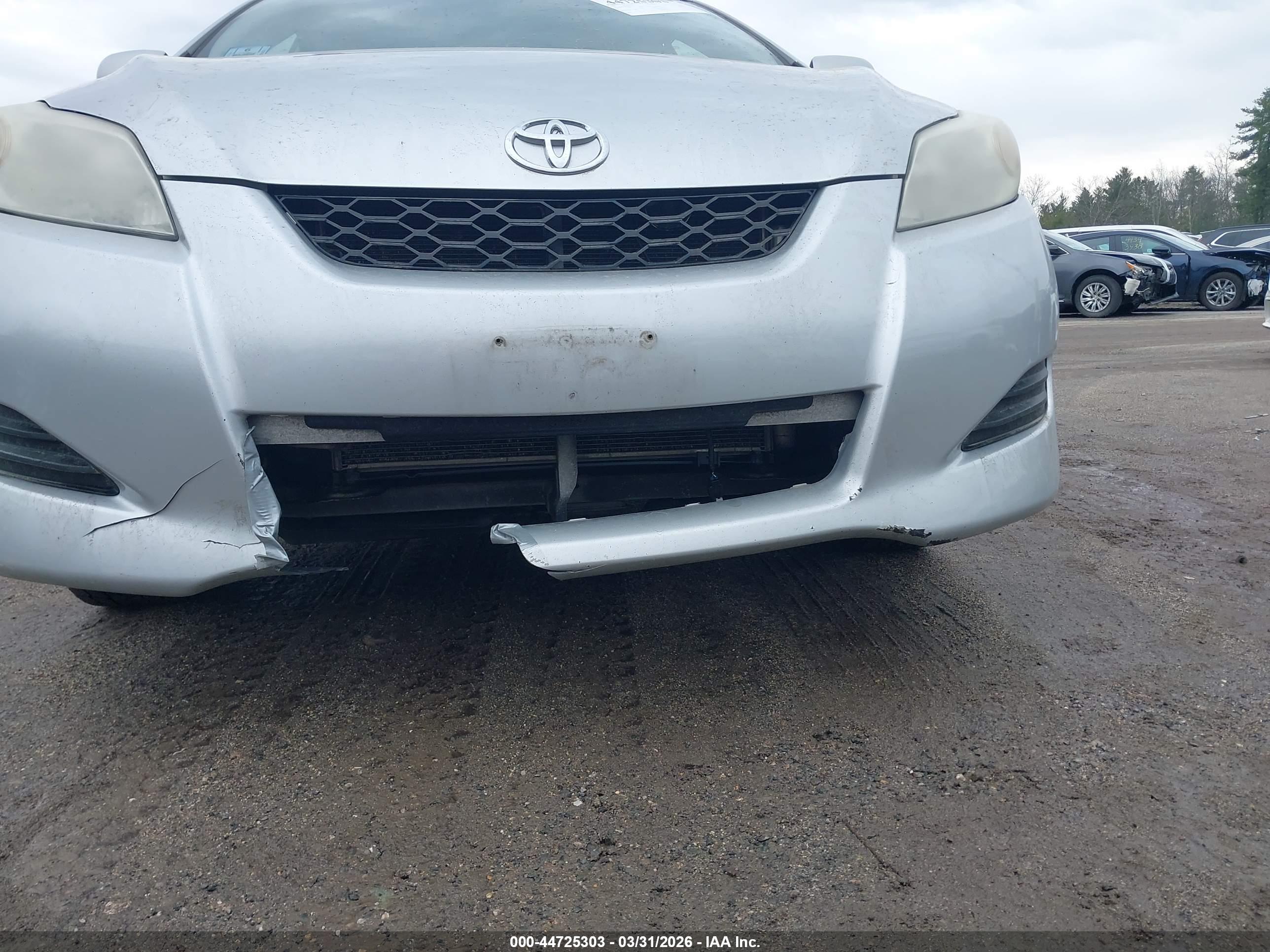 TOYOTA MATRIX image 6