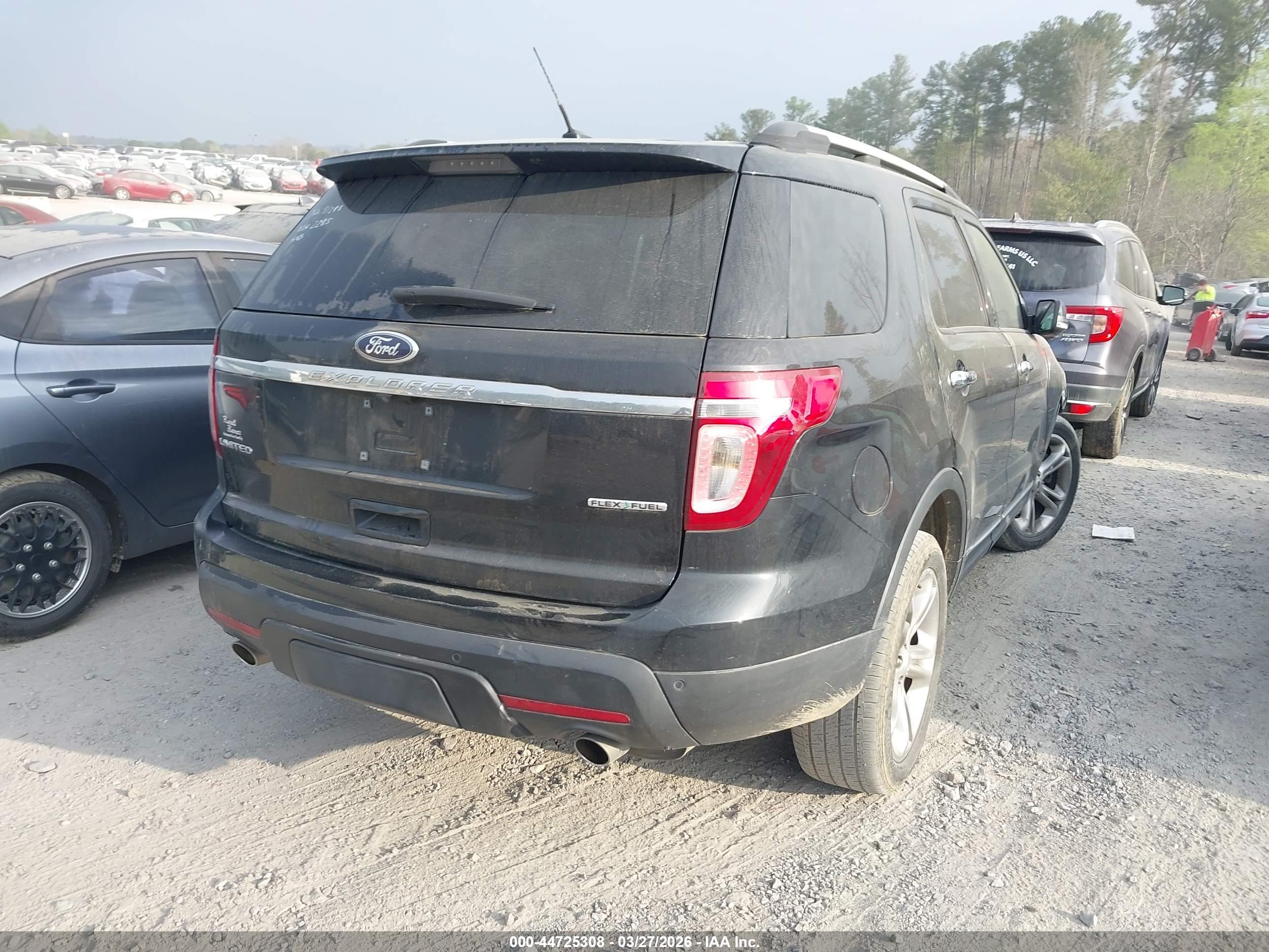 FORD EXPLORER image 4