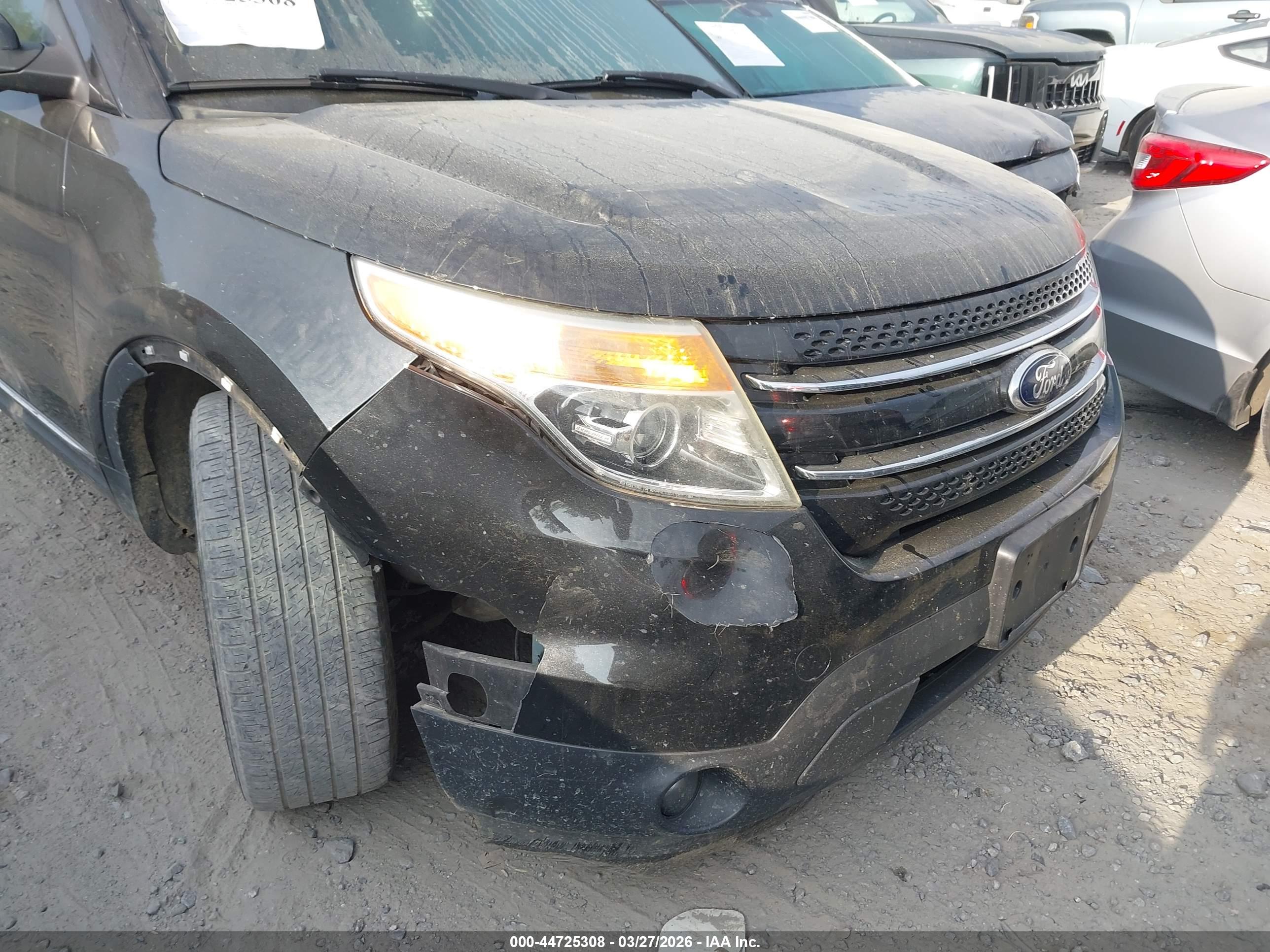 FORD EXPLORER image 6
