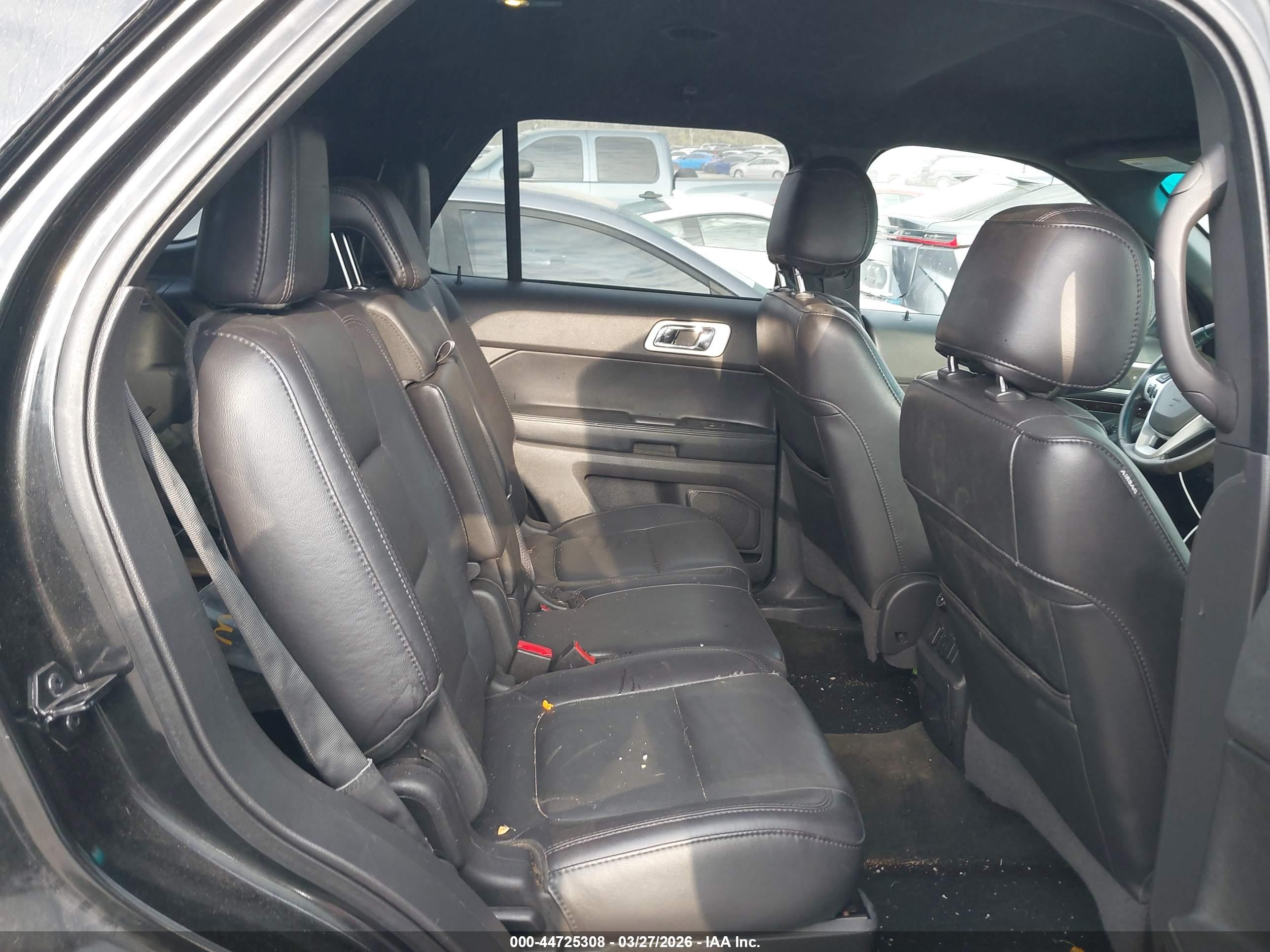 FORD EXPLORER image 8
