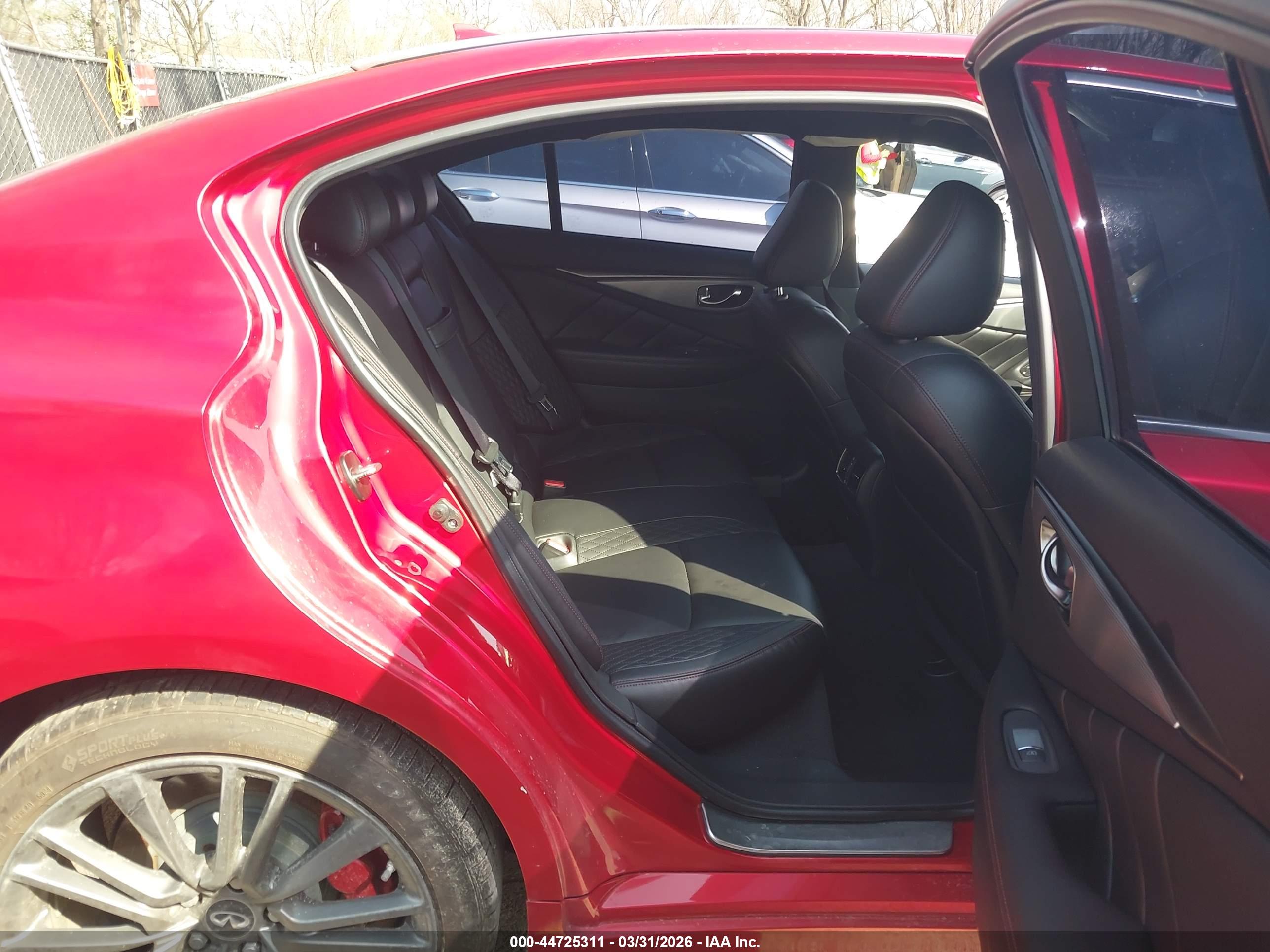 INFINITI Q50 image 8