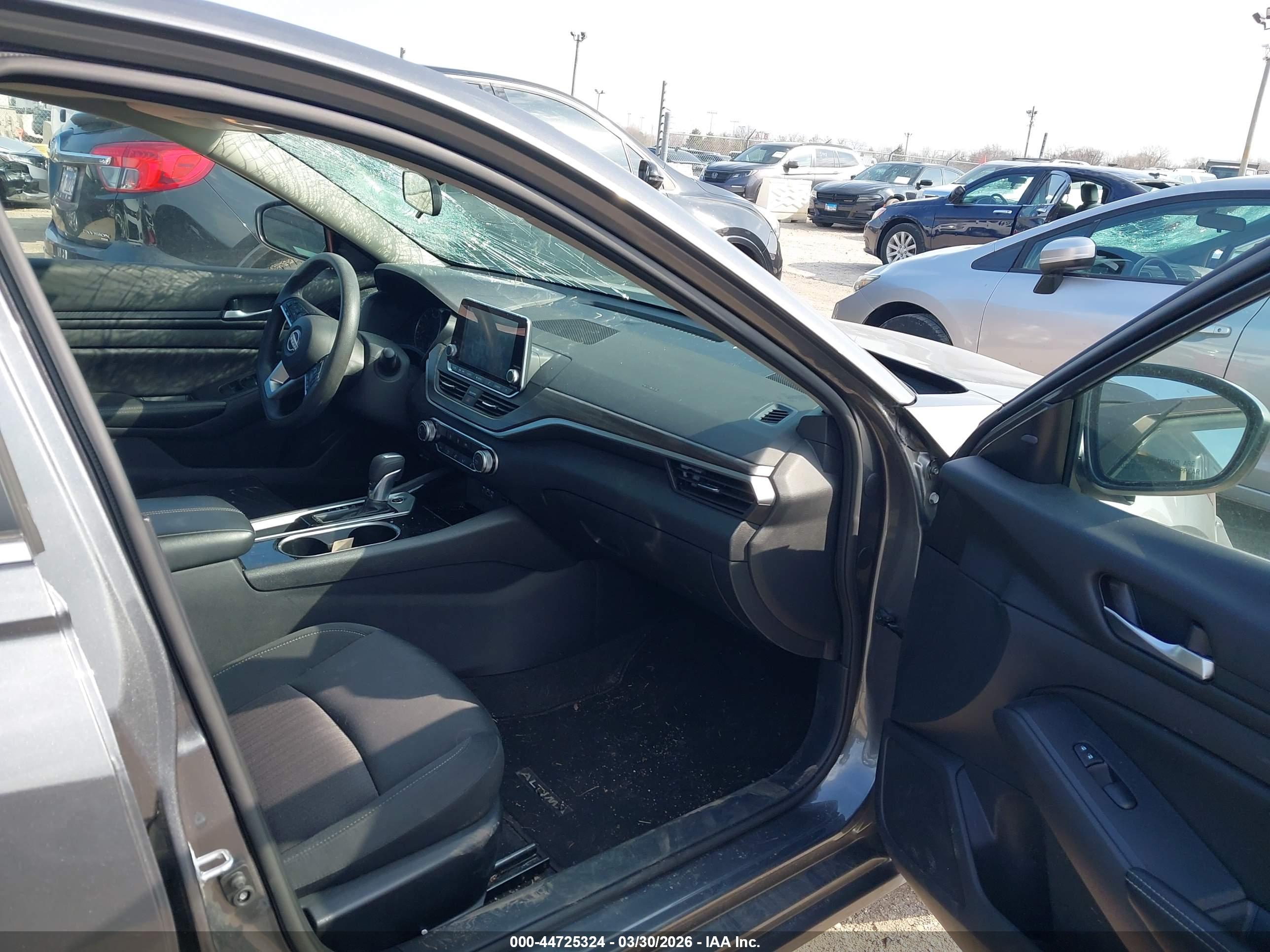 NISSAN ALTIMA image 5