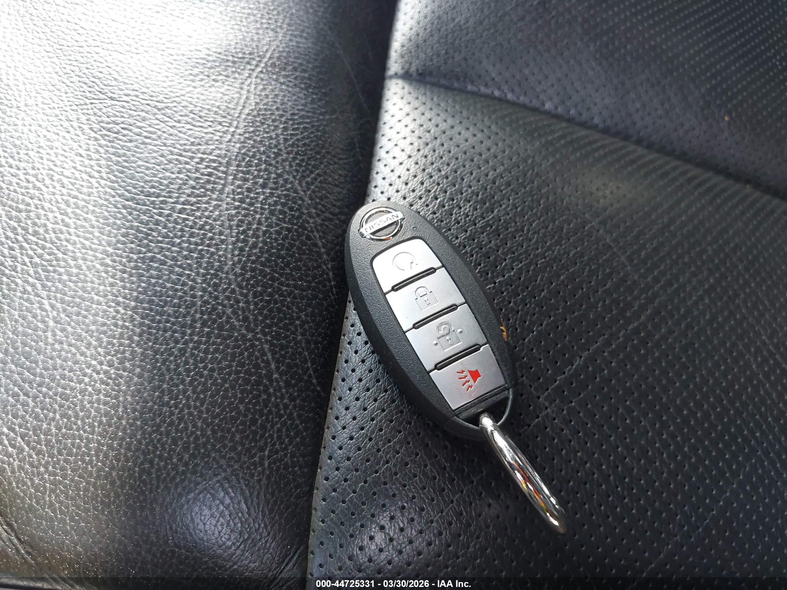 NISSAN TITAN image 11