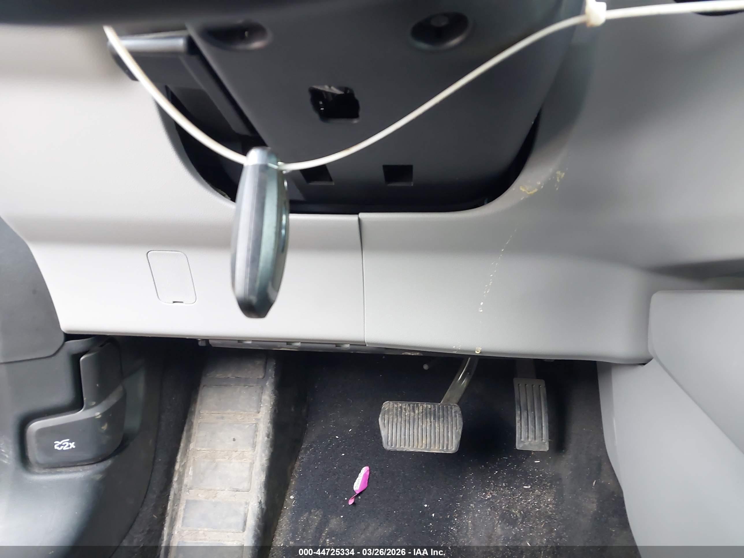 FORD ESCAPE image 11