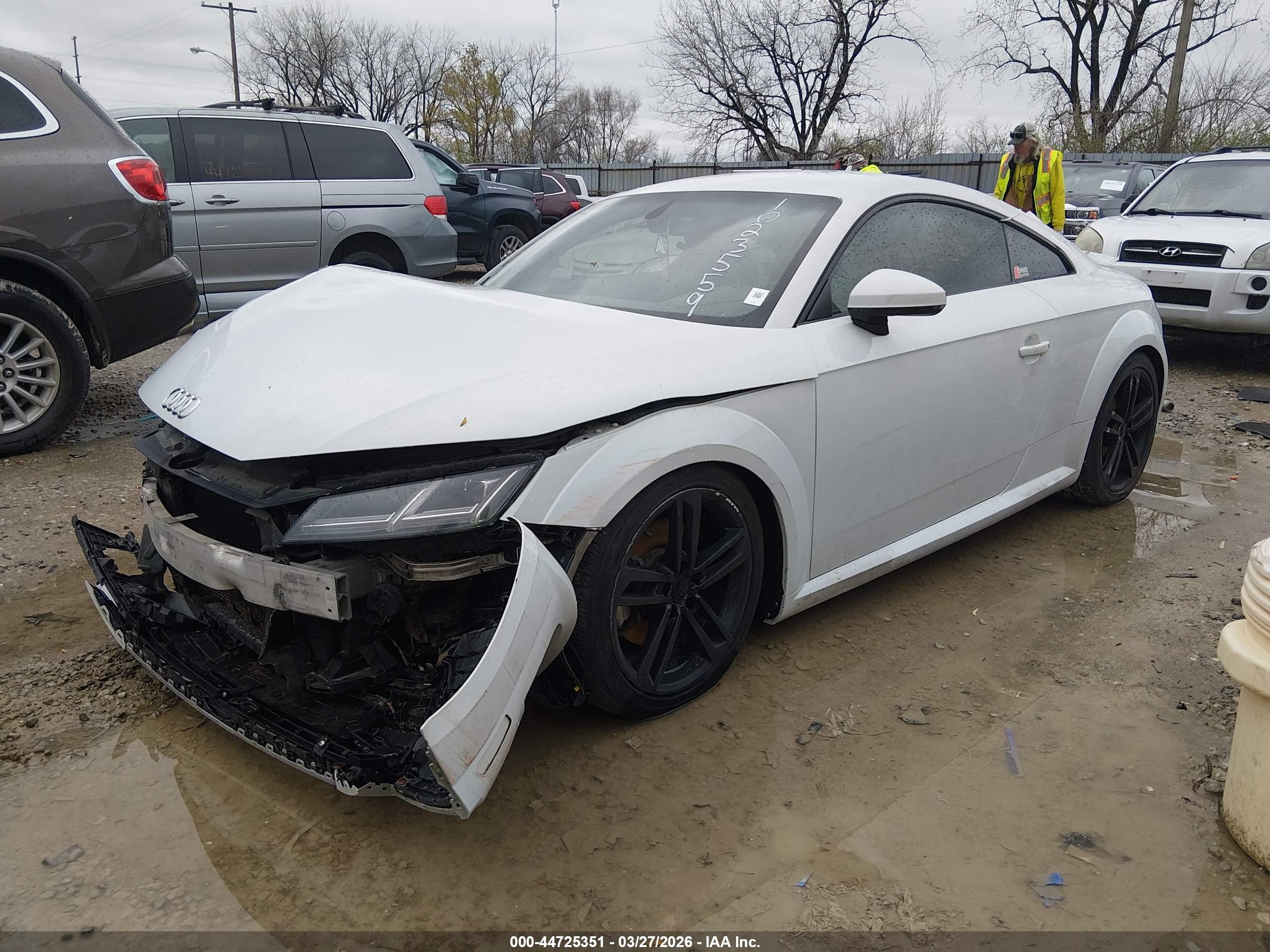 AUDI TT image 2