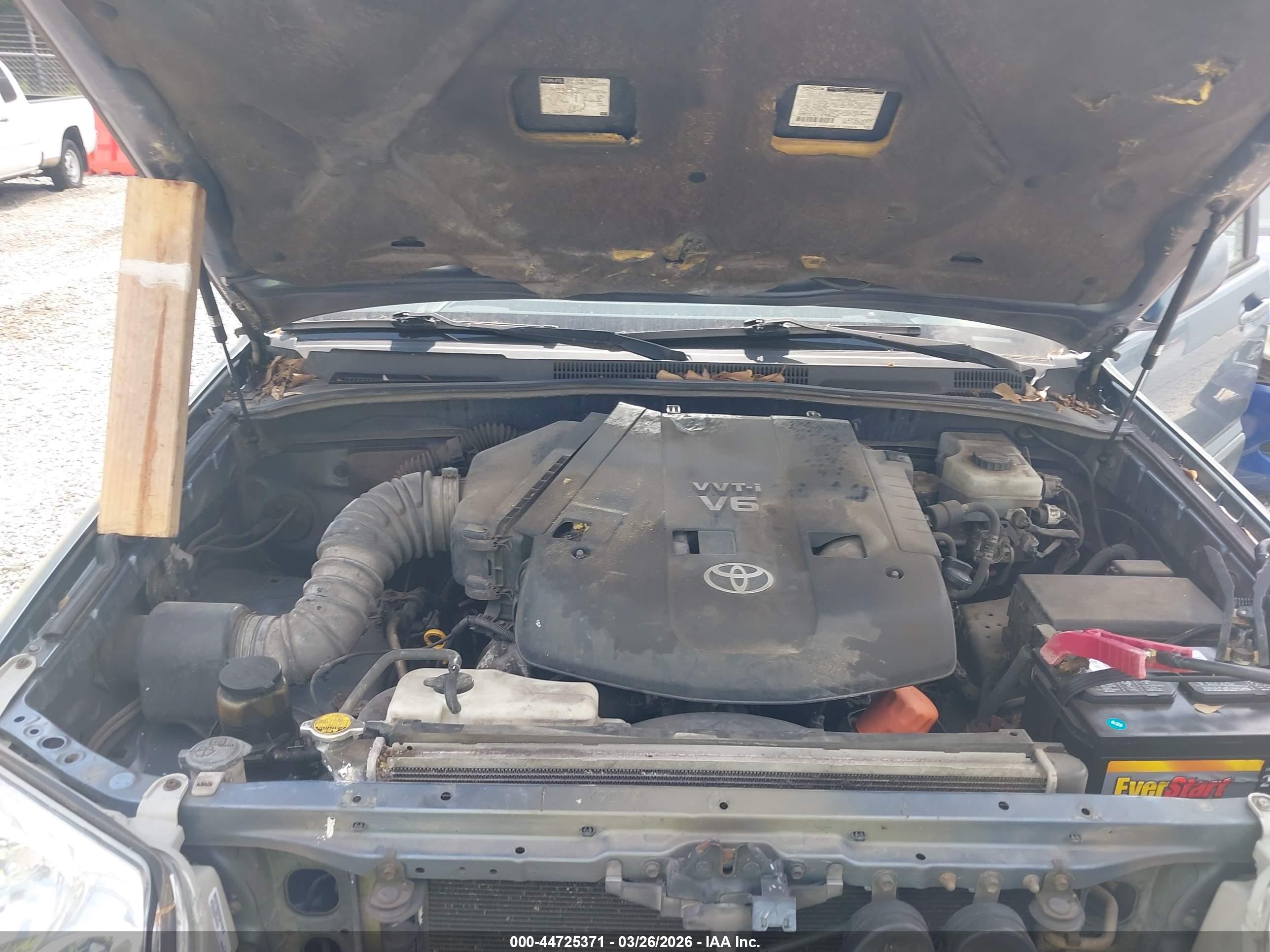 TOYOTA 4RUNNER image 10
