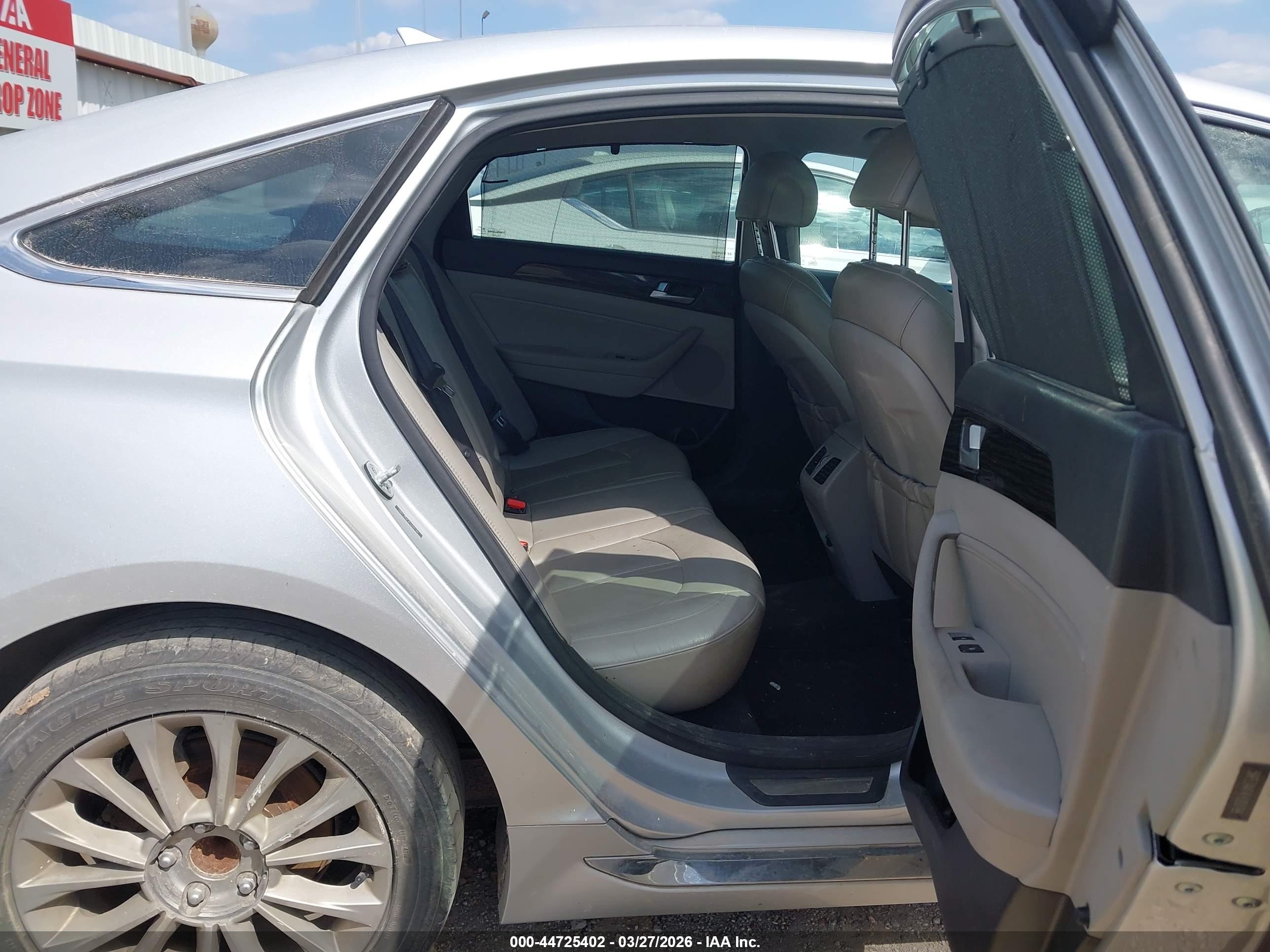 HYUNDAI SONATA image 8