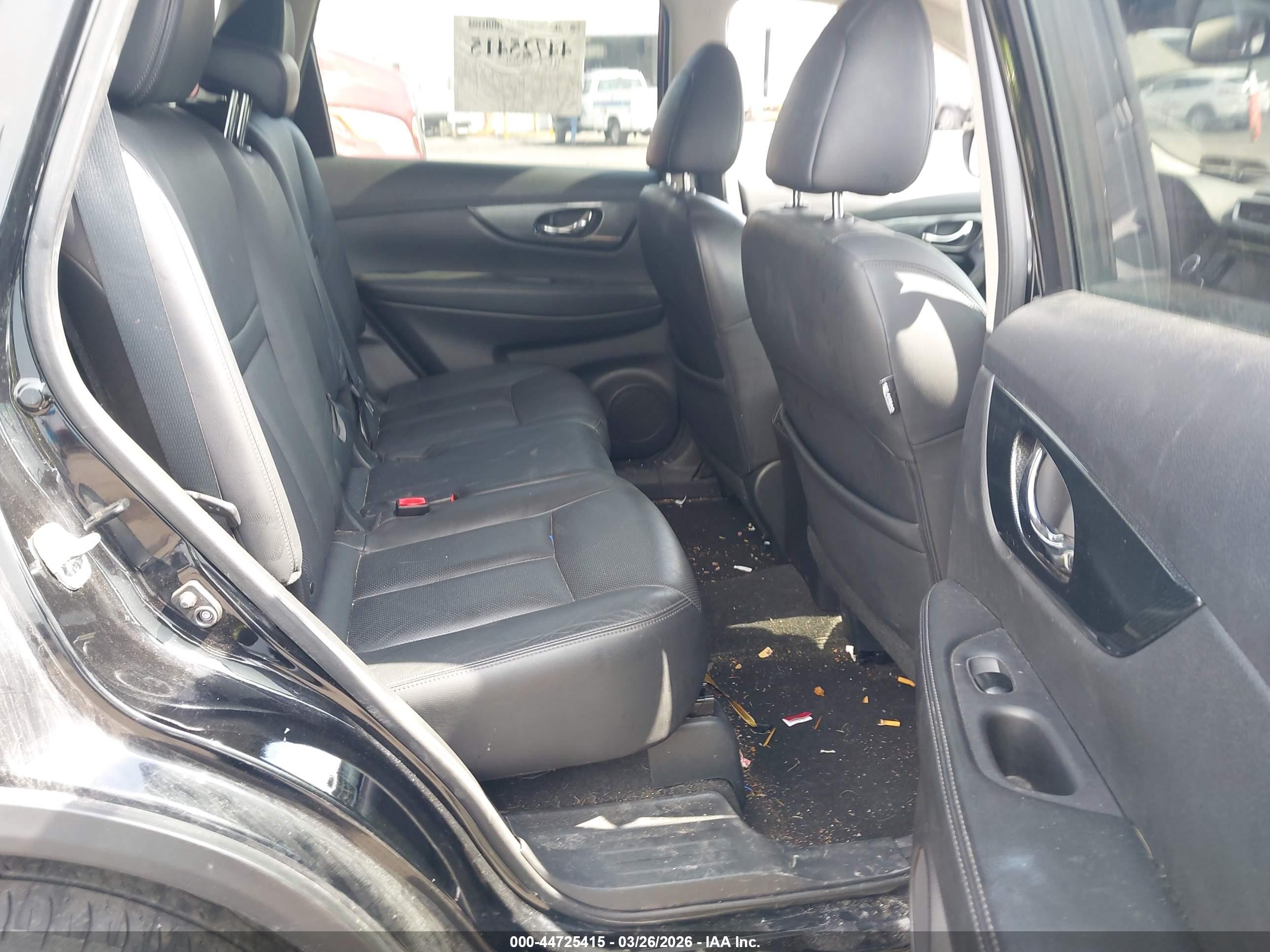 NISSAN ROGUE image 8