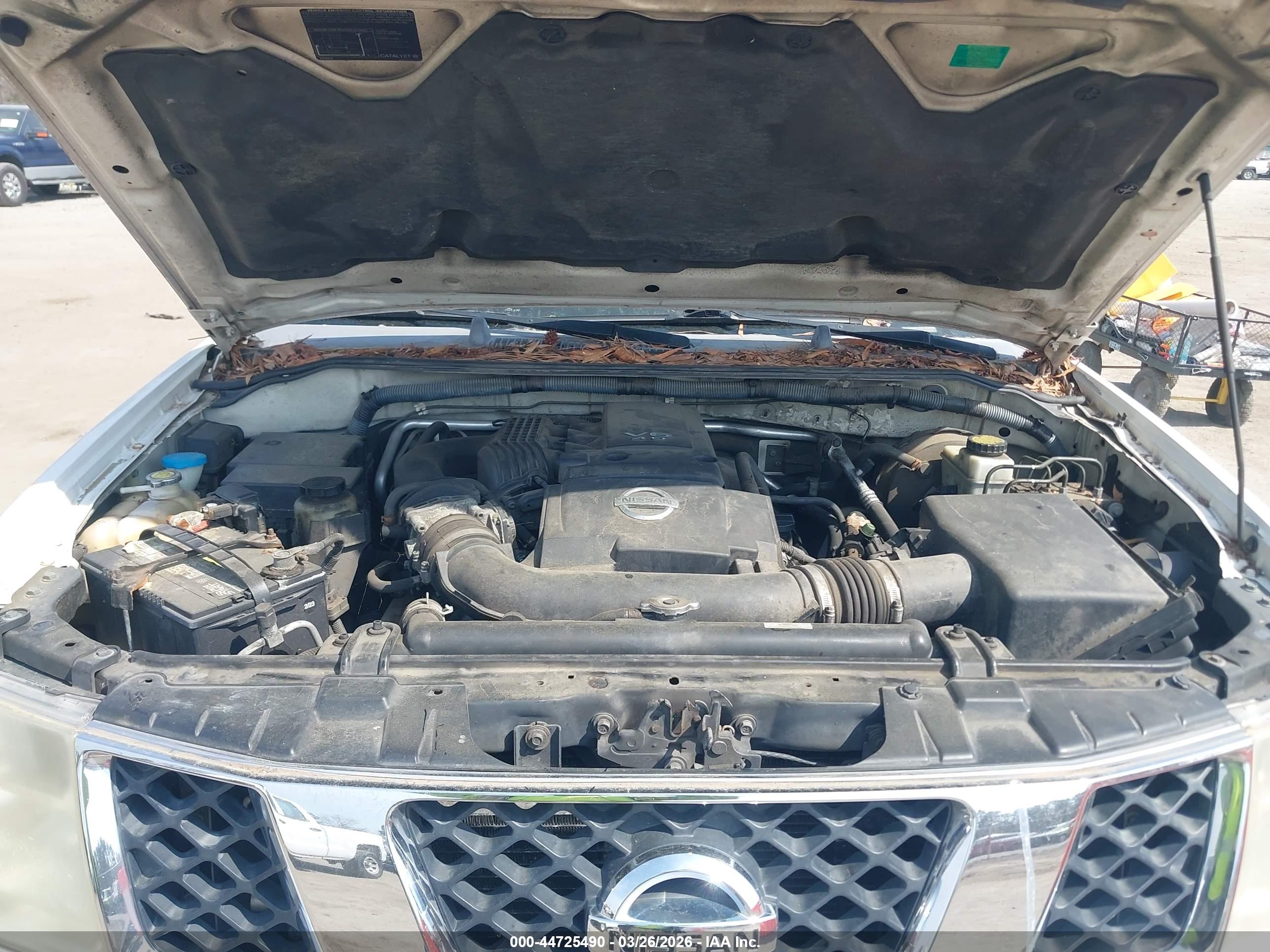 NISSAN FRONTIER image 10