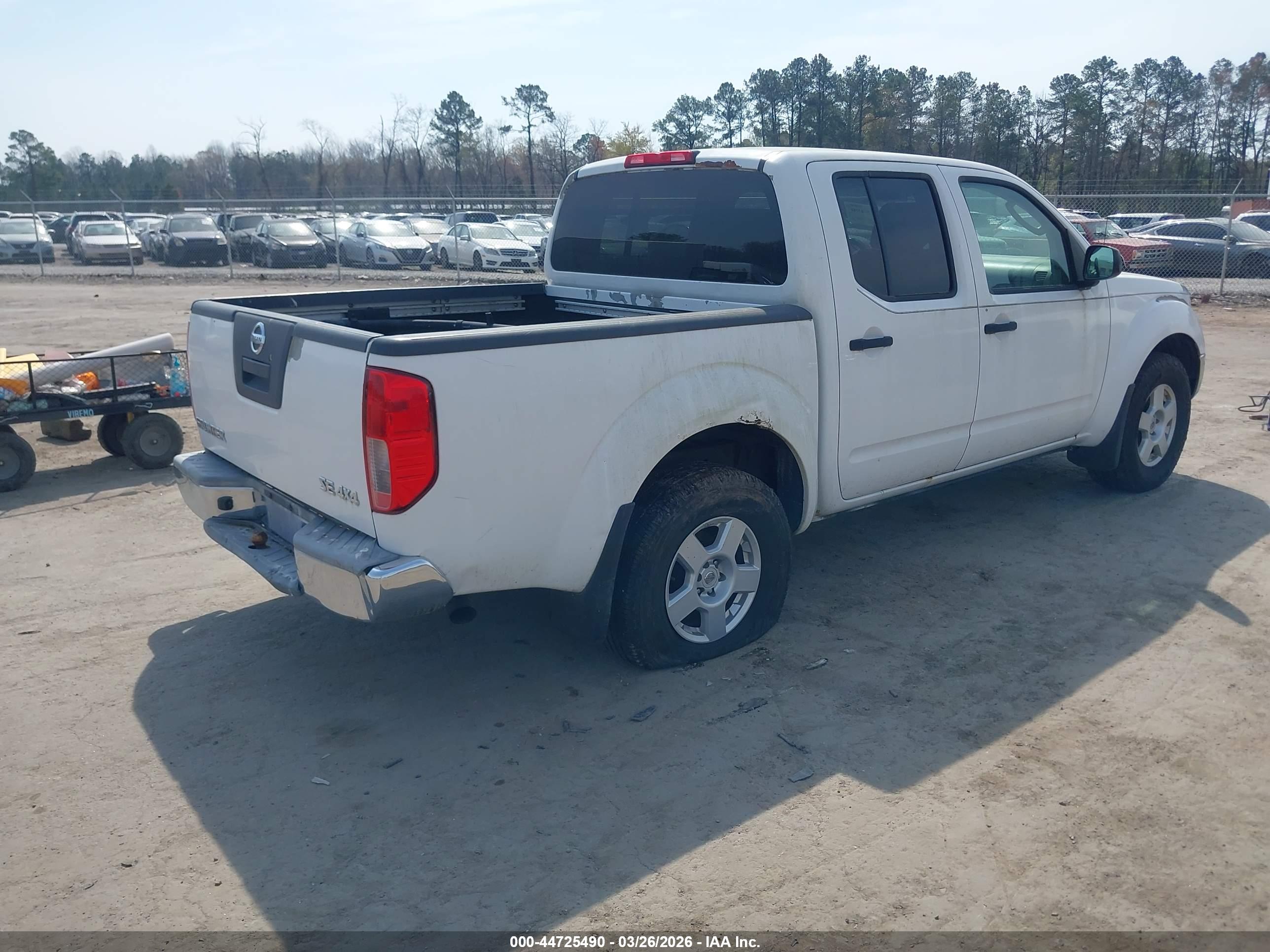 NISSAN FRONTIER image 4