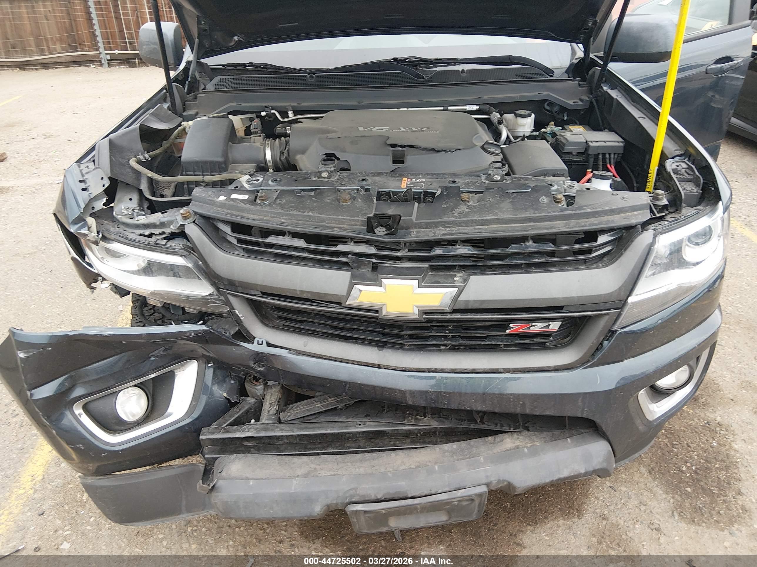 CHEVROLET COLORADO image 10