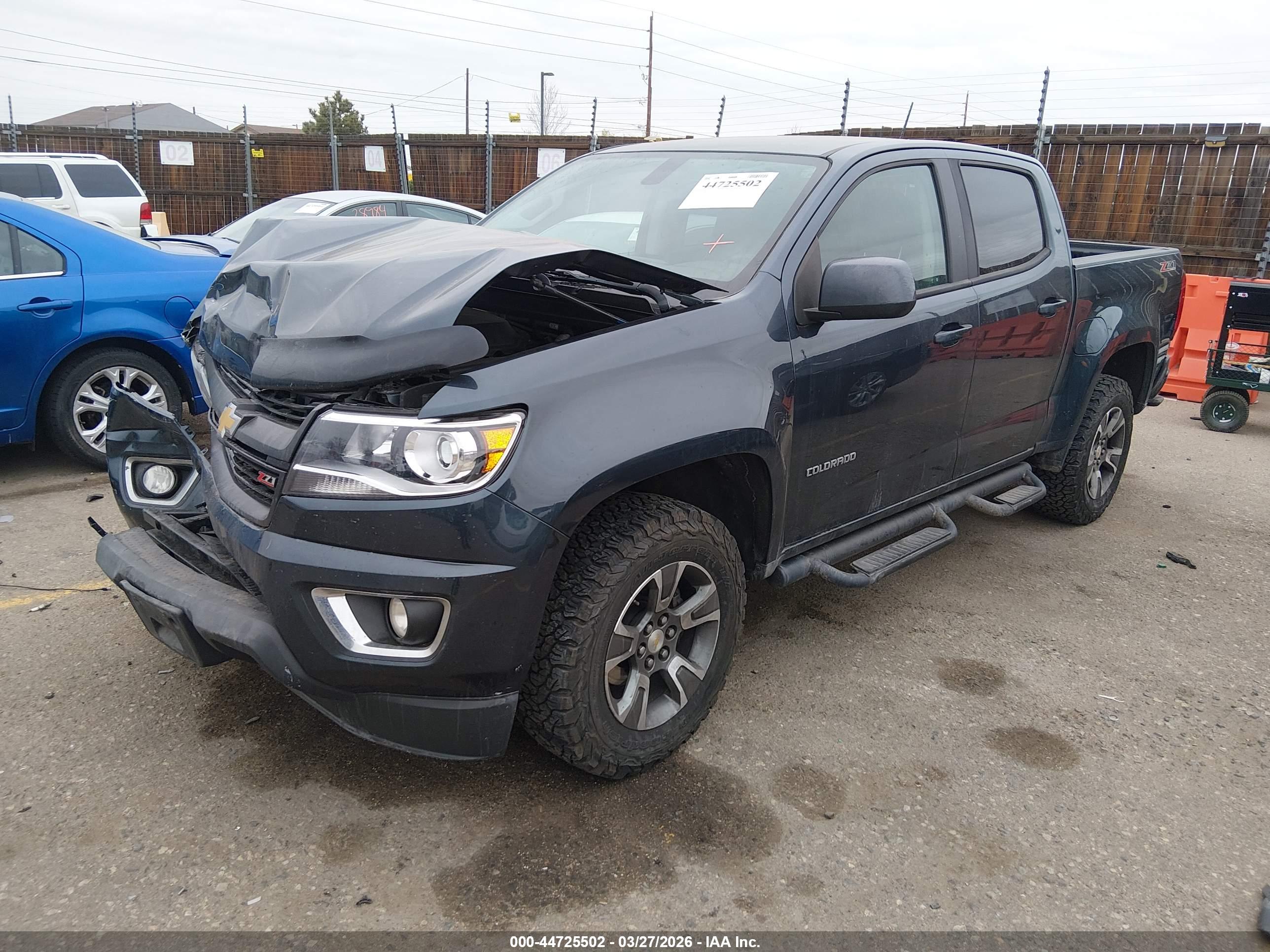 CHEVROLET COLORADO image 2