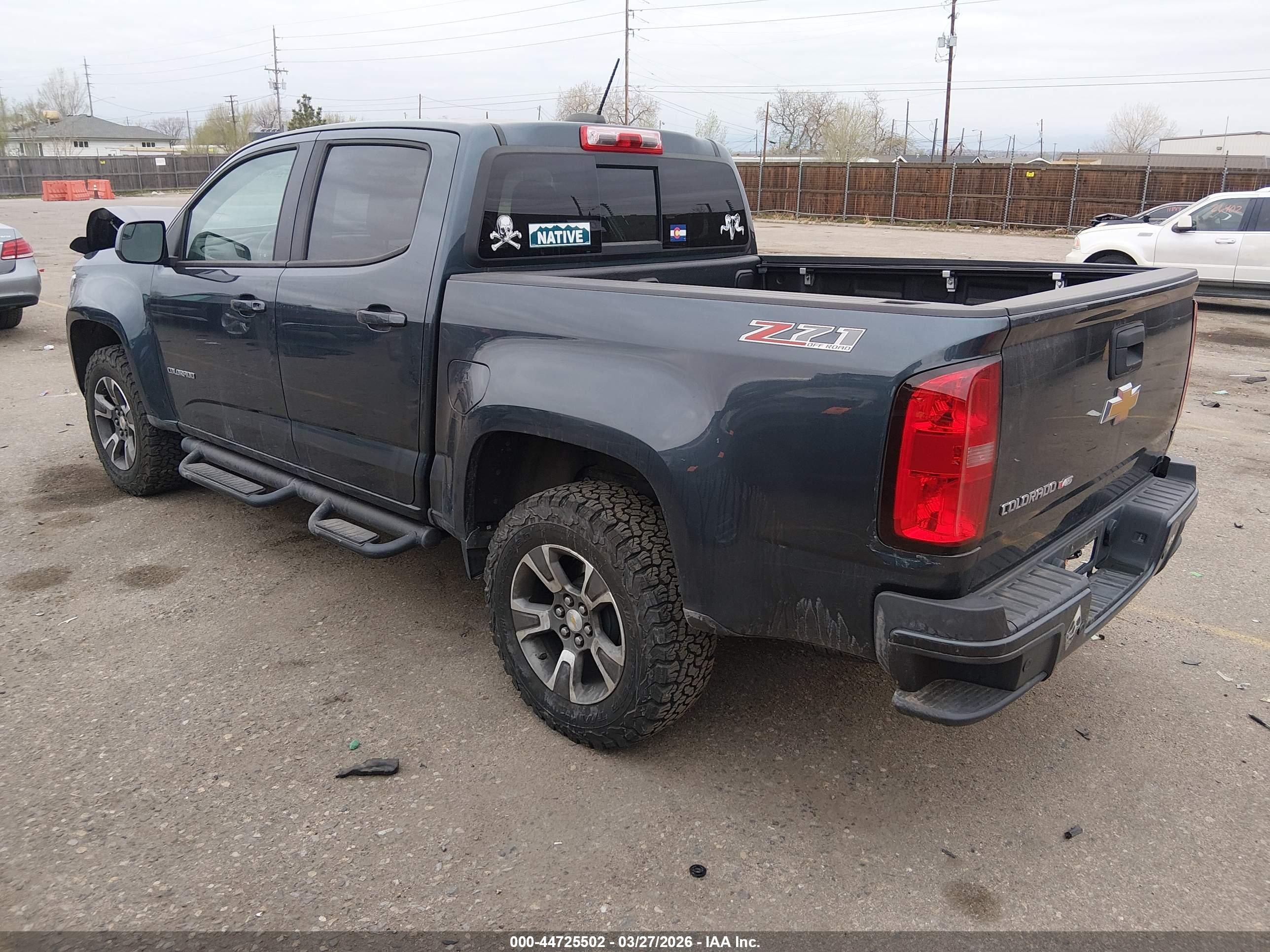CHEVROLET COLORADO image 3