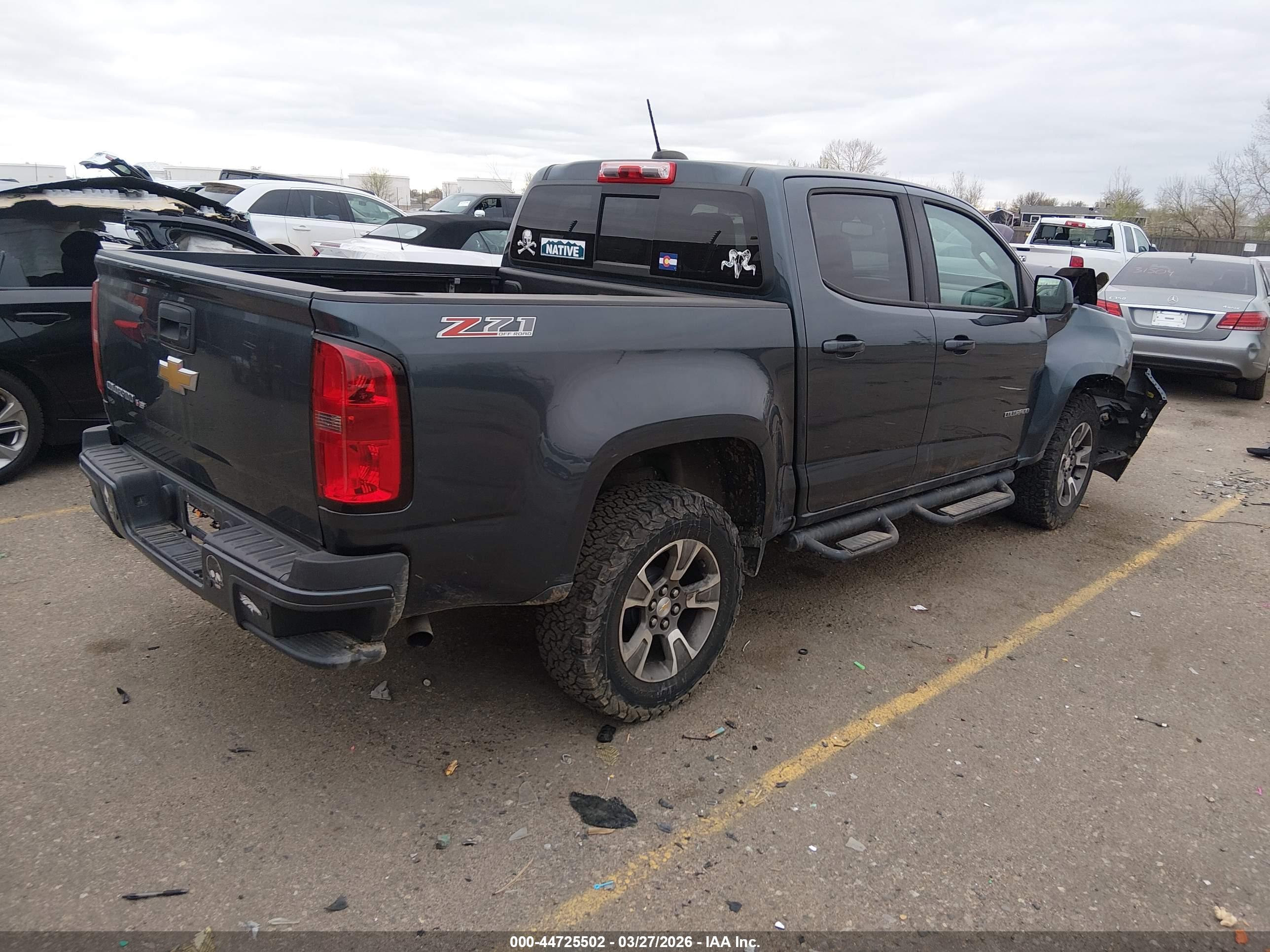 CHEVROLET COLORADO image 4