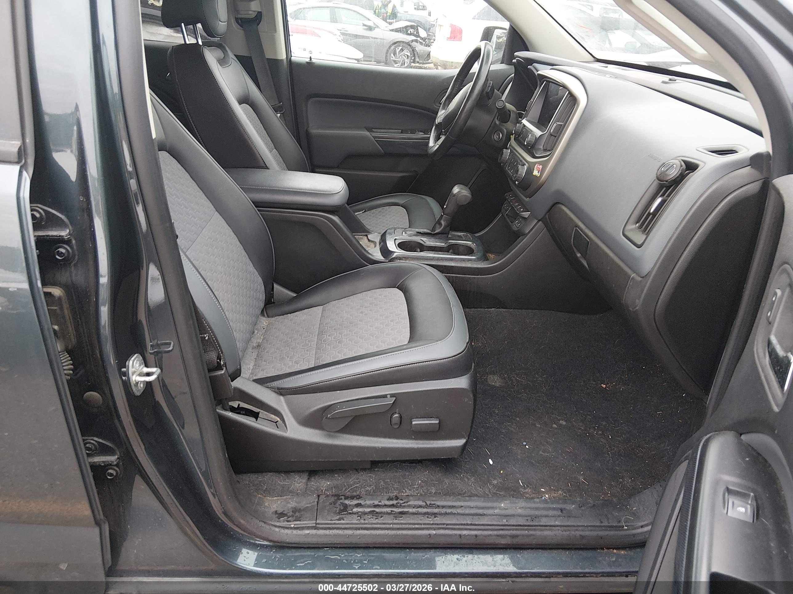 CHEVROLET COLORADO image 5