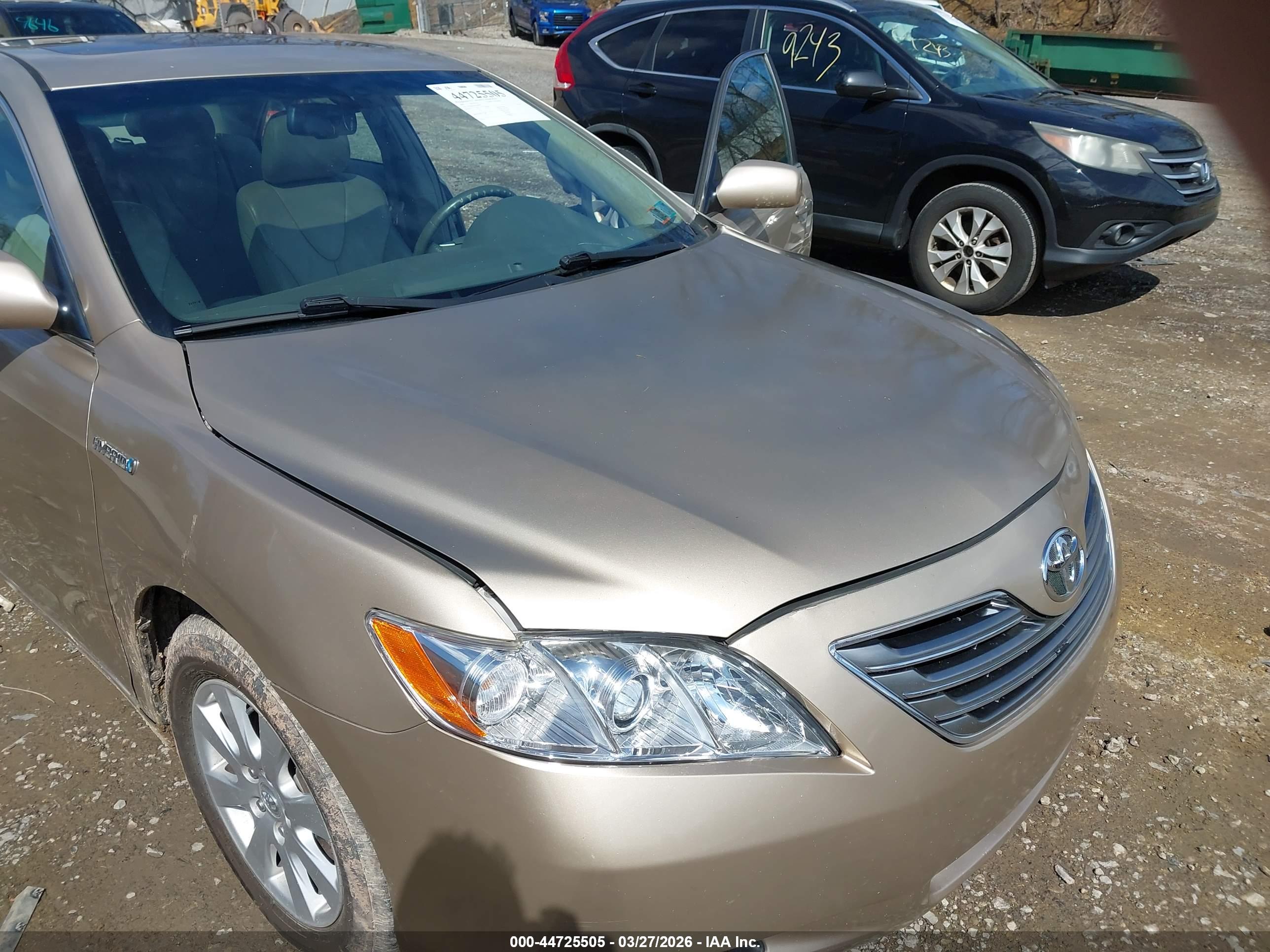 TOYOTA CAMRY image 6