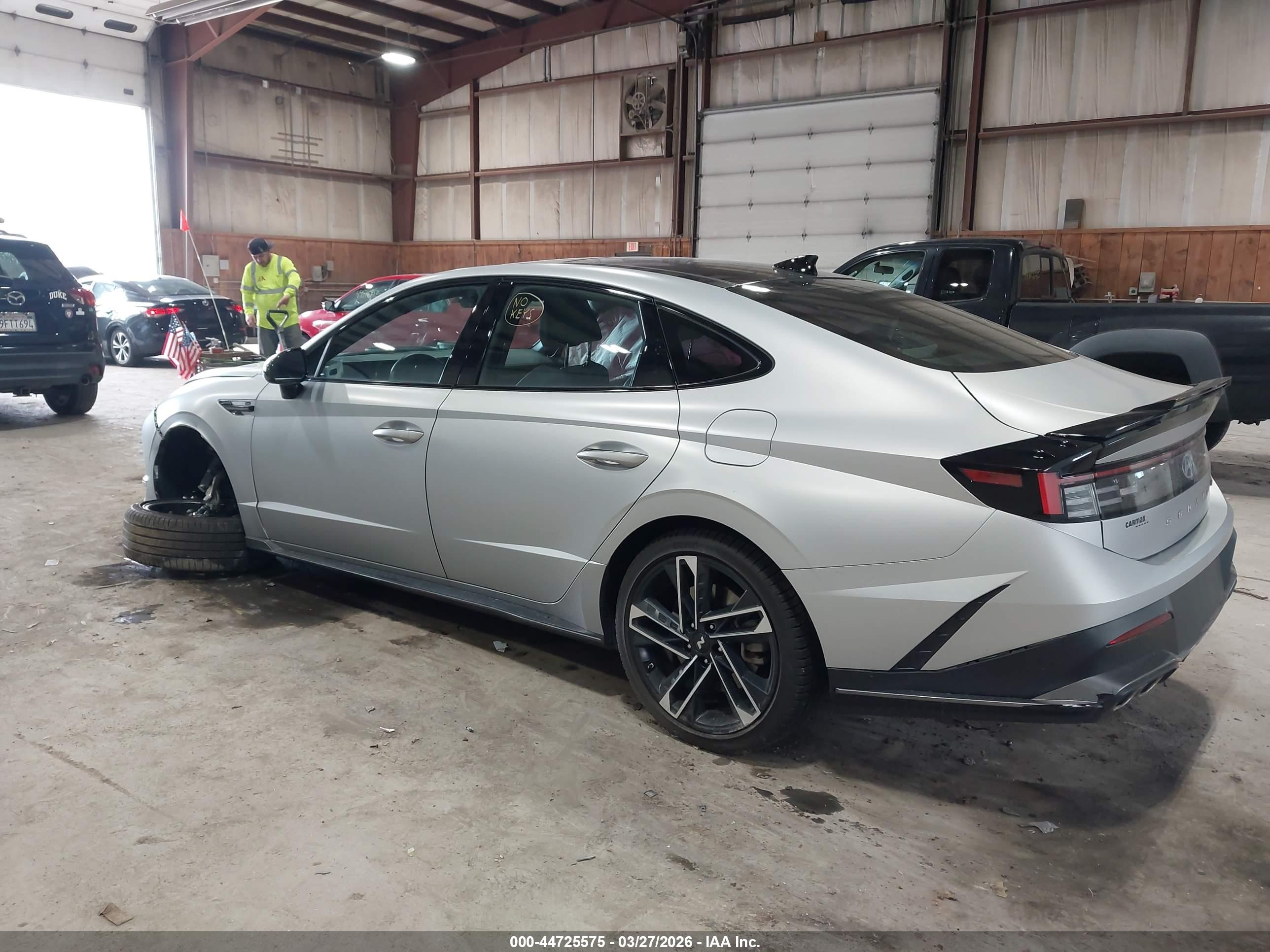 HYUNDAI SONATA image 3
