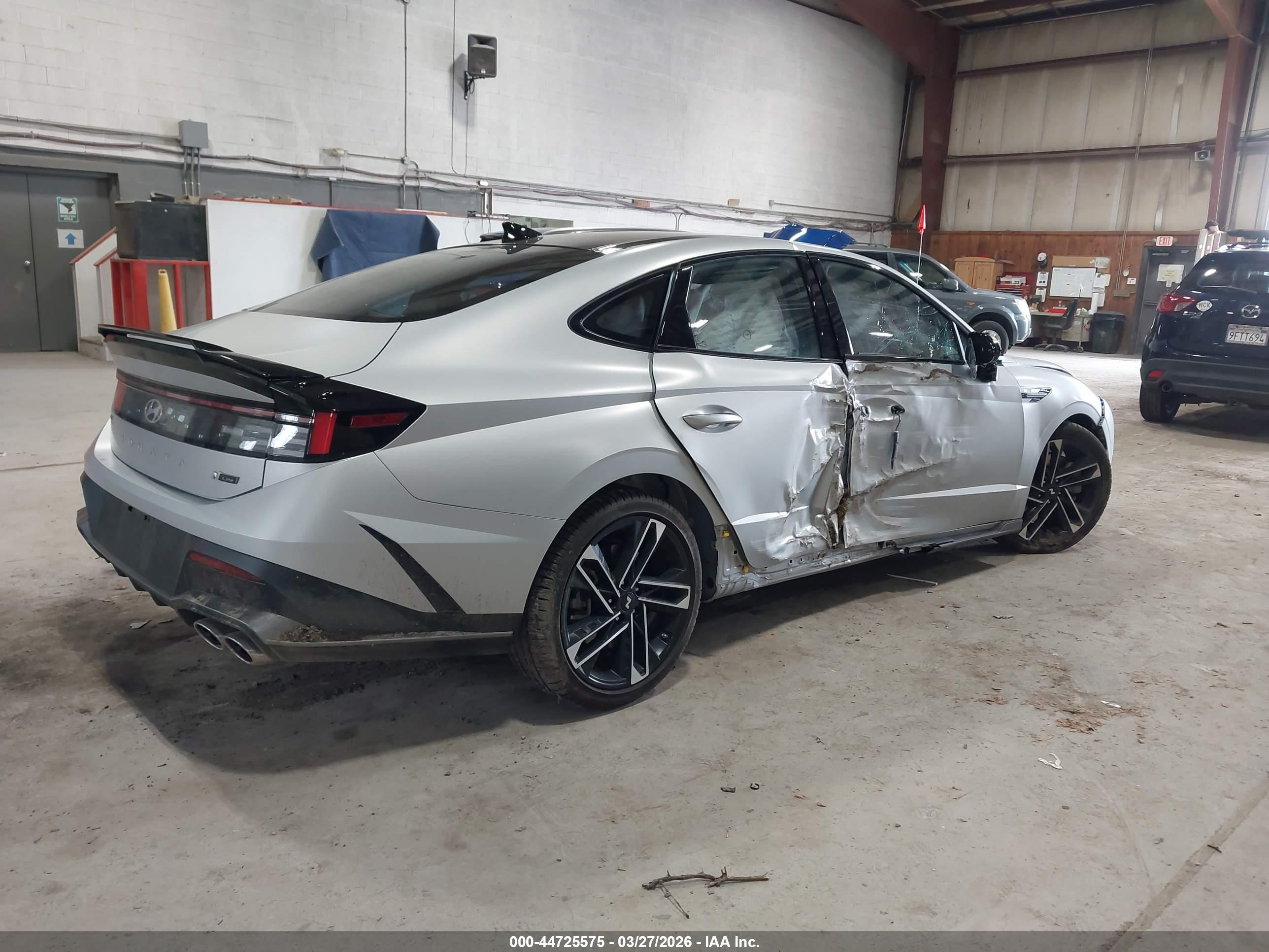 HYUNDAI SONATA image 4