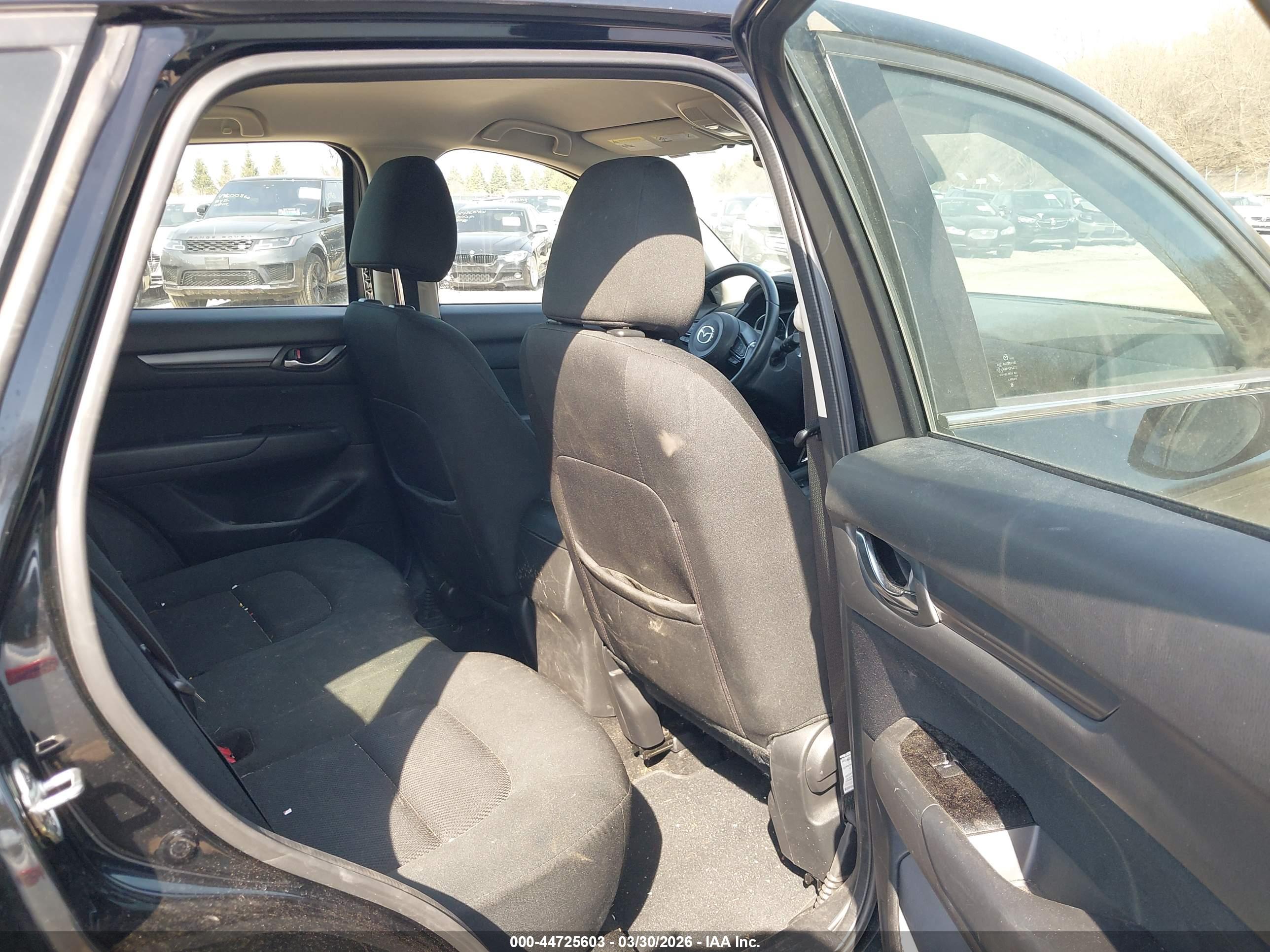 MAZDA CX-5 image 8
