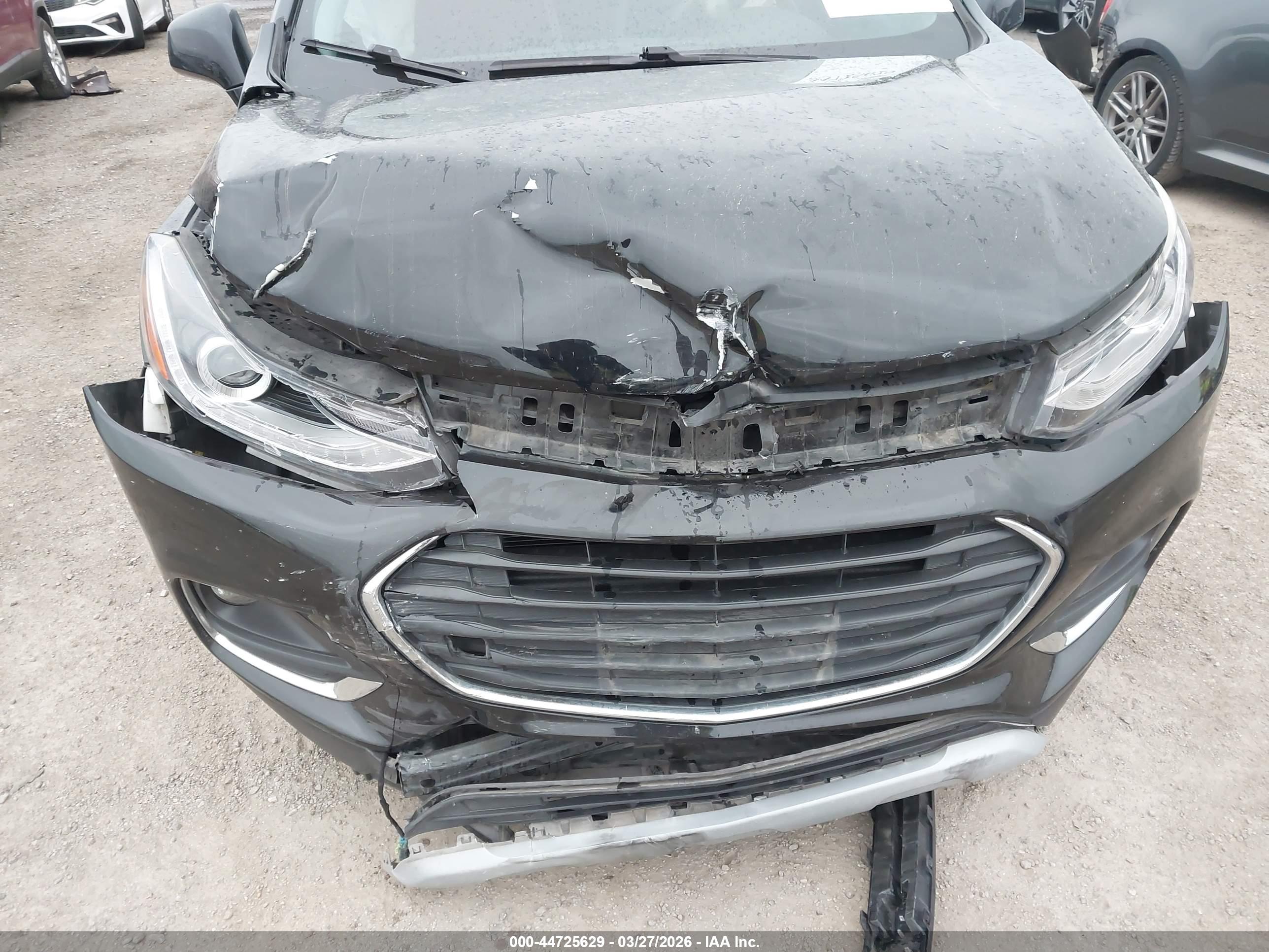 CHEVROLET TRAX image 6