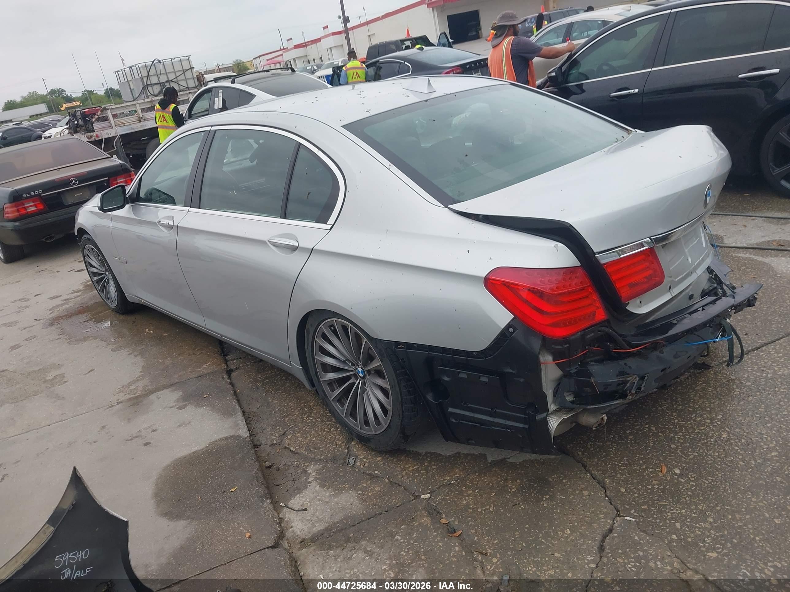 BMW 740LI image 3