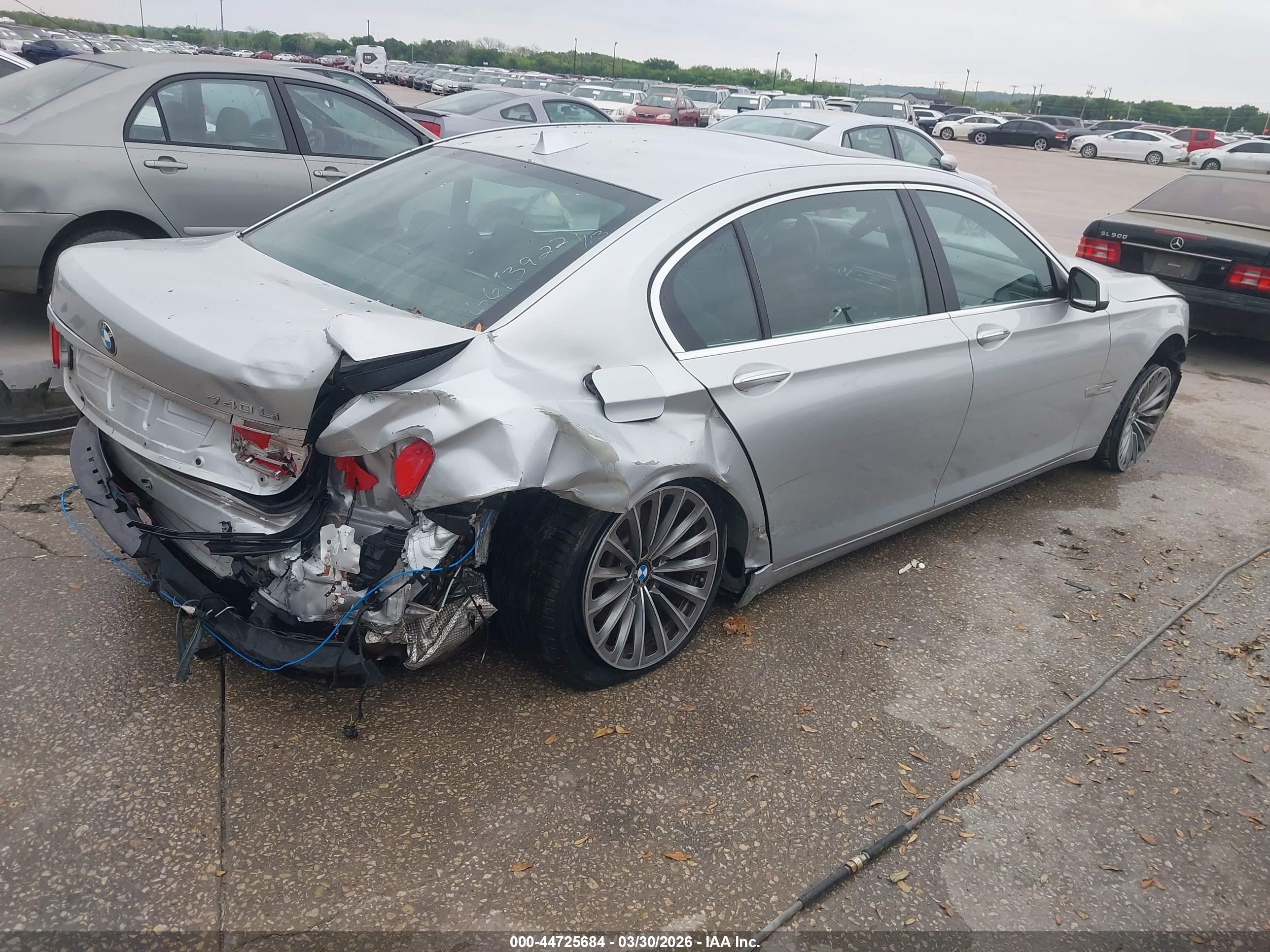 BMW 740LI image 4