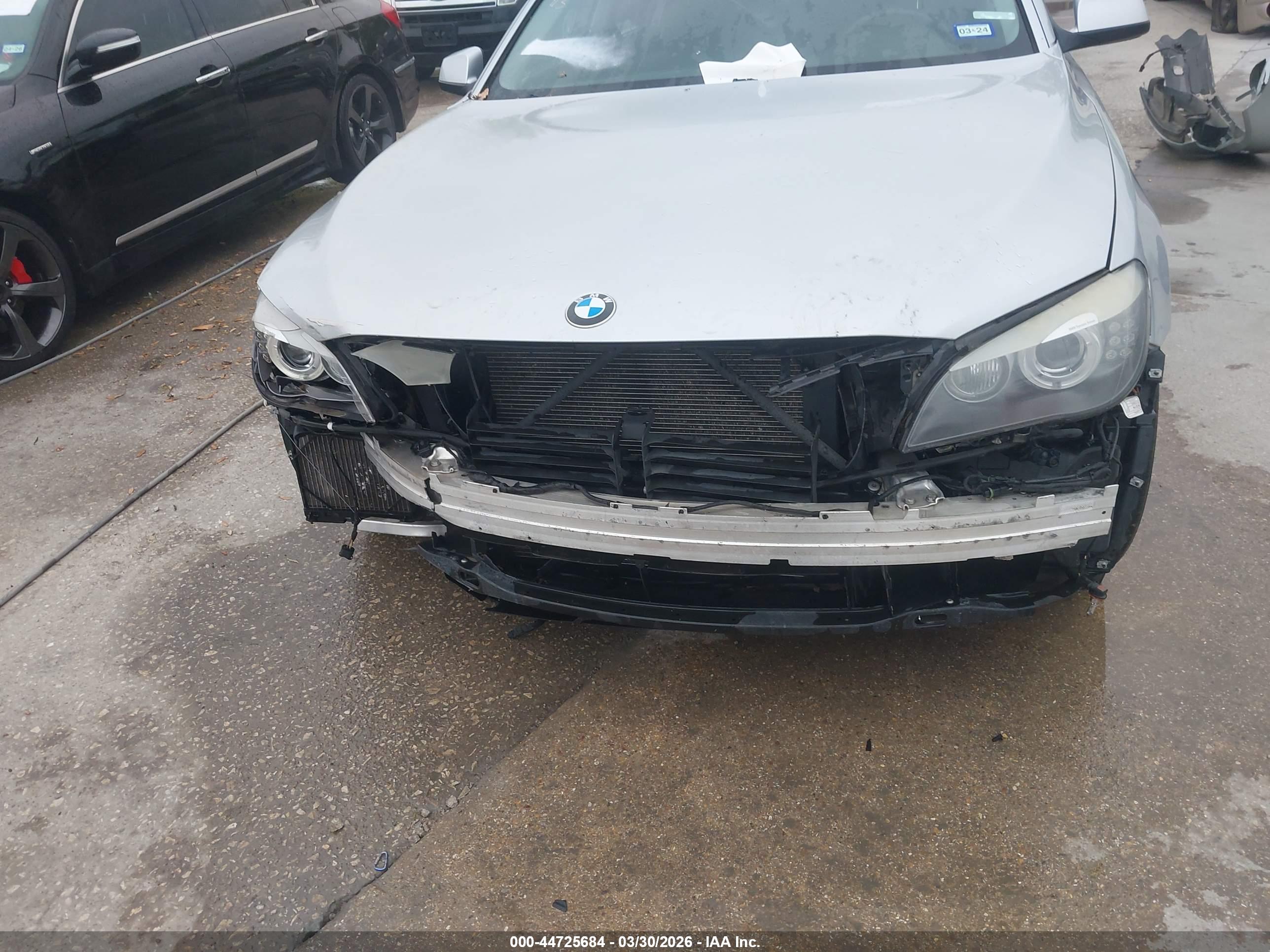 BMW 740LI image 6
