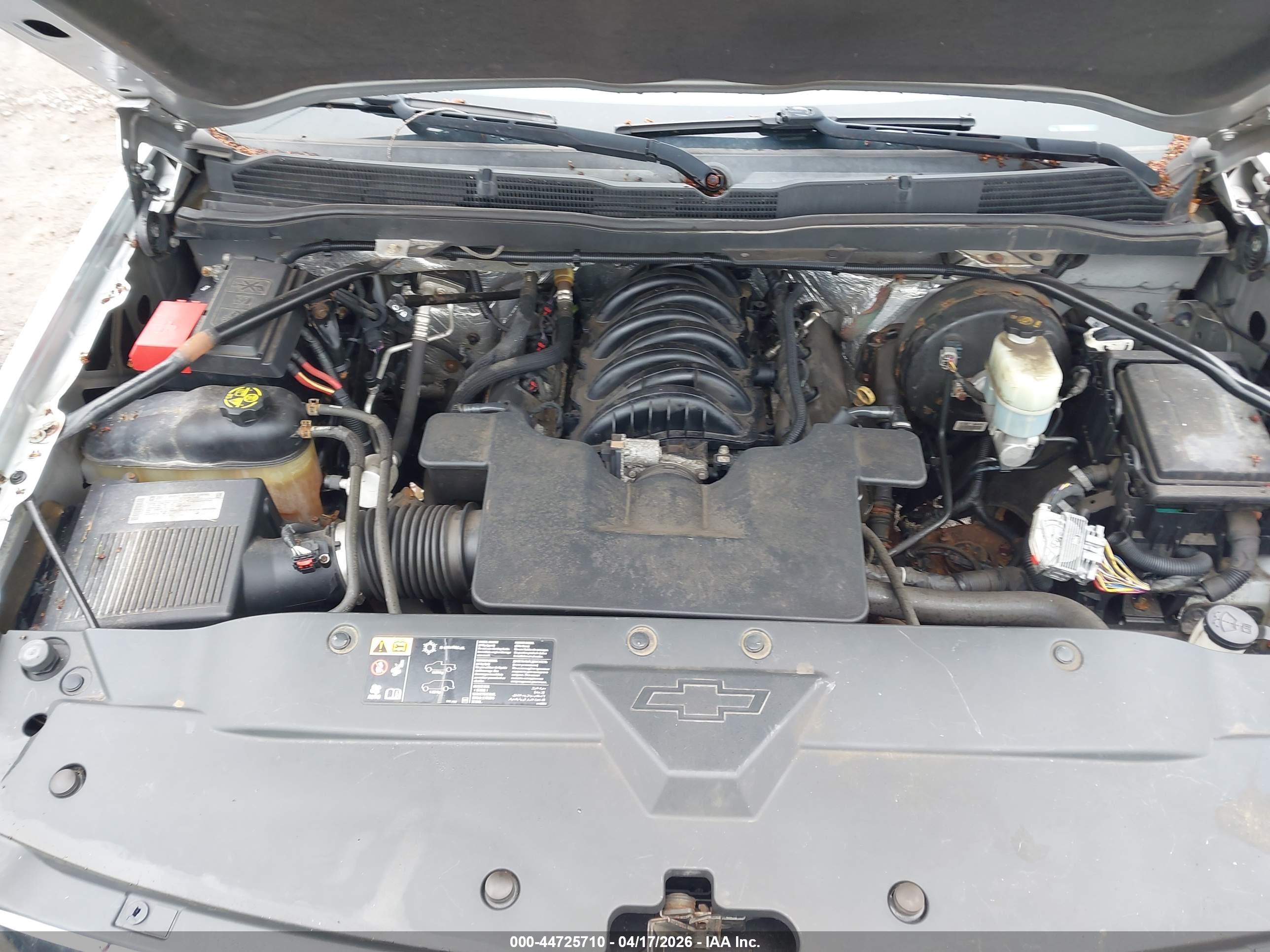CHEVROLET SILVERADO image 10
