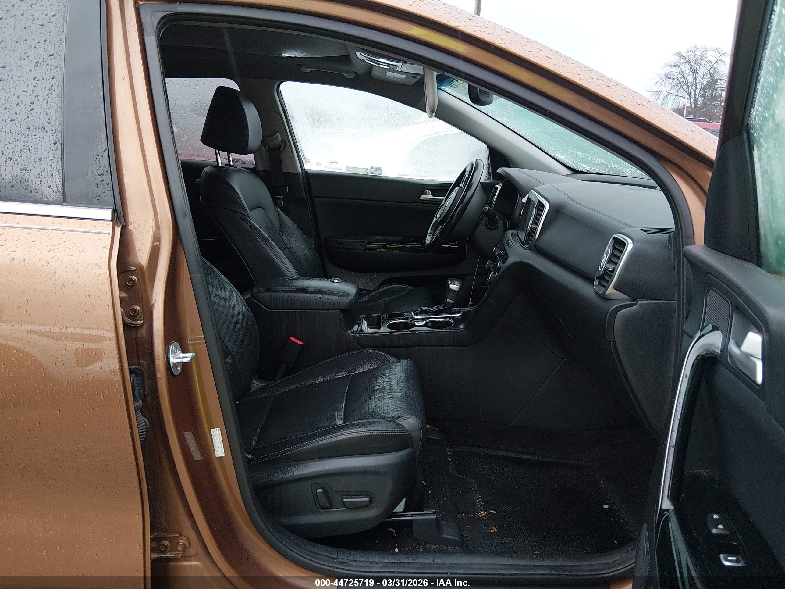 KIA SPORTAGE image 5