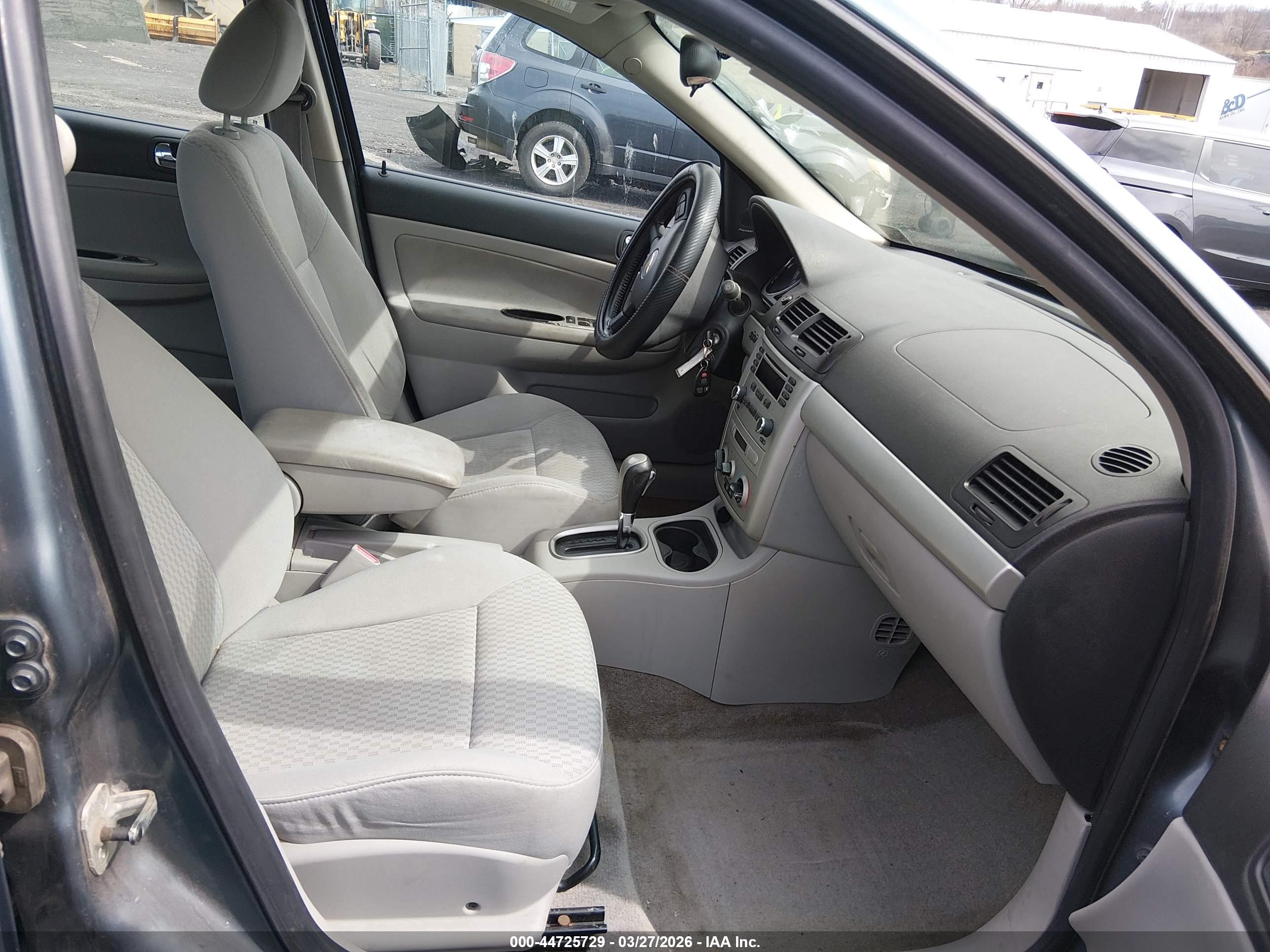 CHEVROLET COBALT image 5