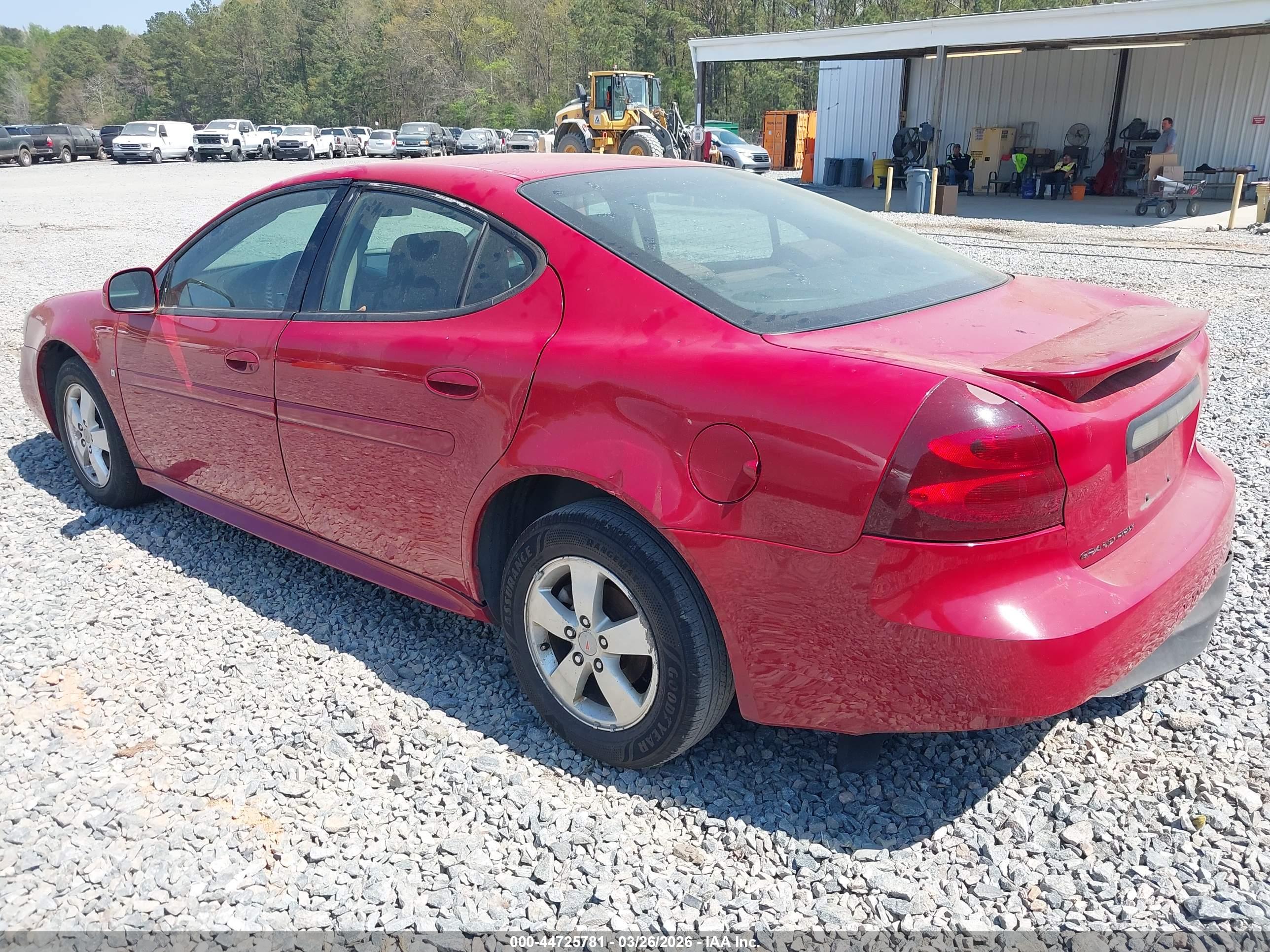 PONTIAC GRAND image 3